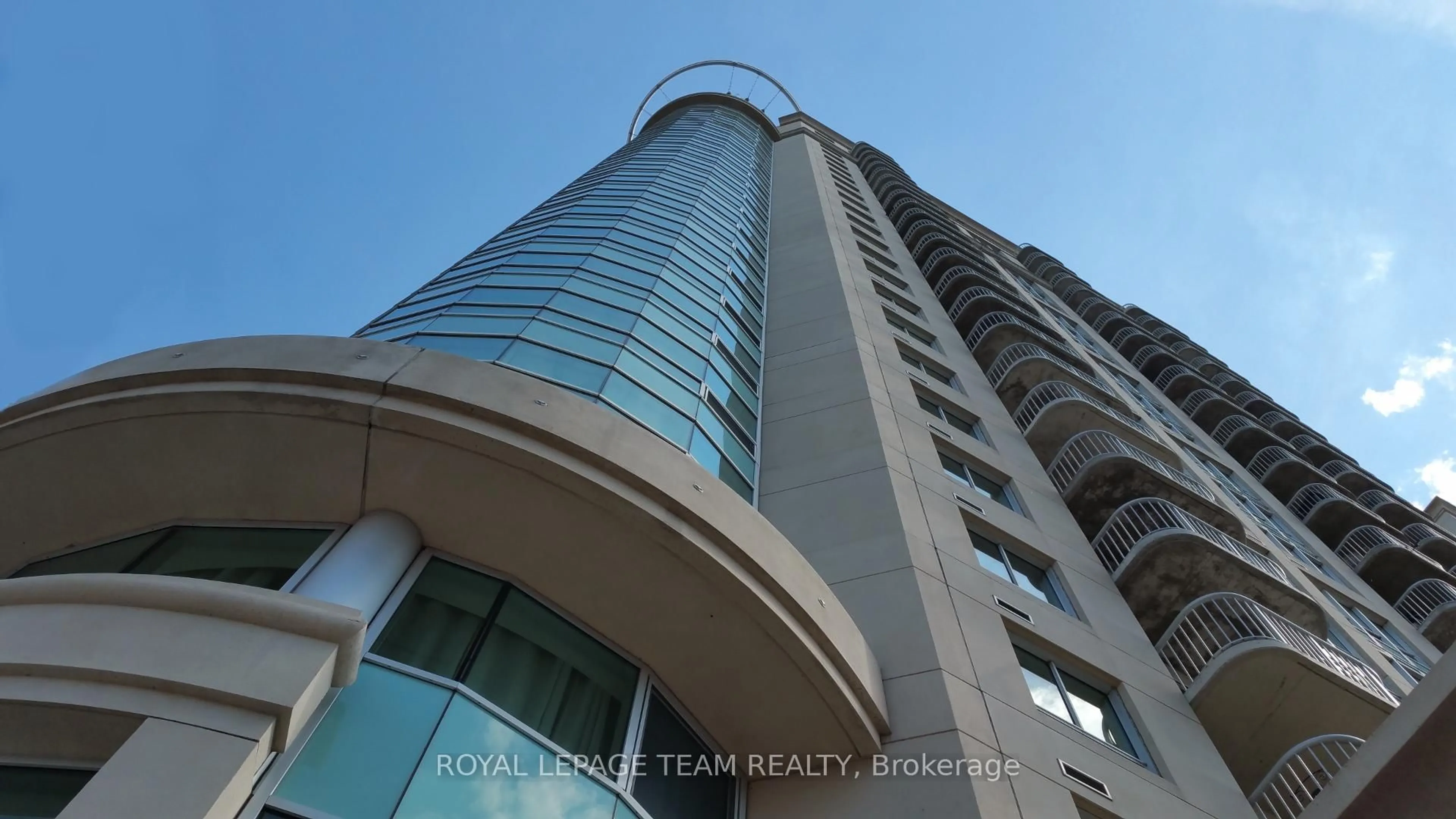 Unknown for 234 Rideau St #401, Ottawa Ontario K1N 0A9