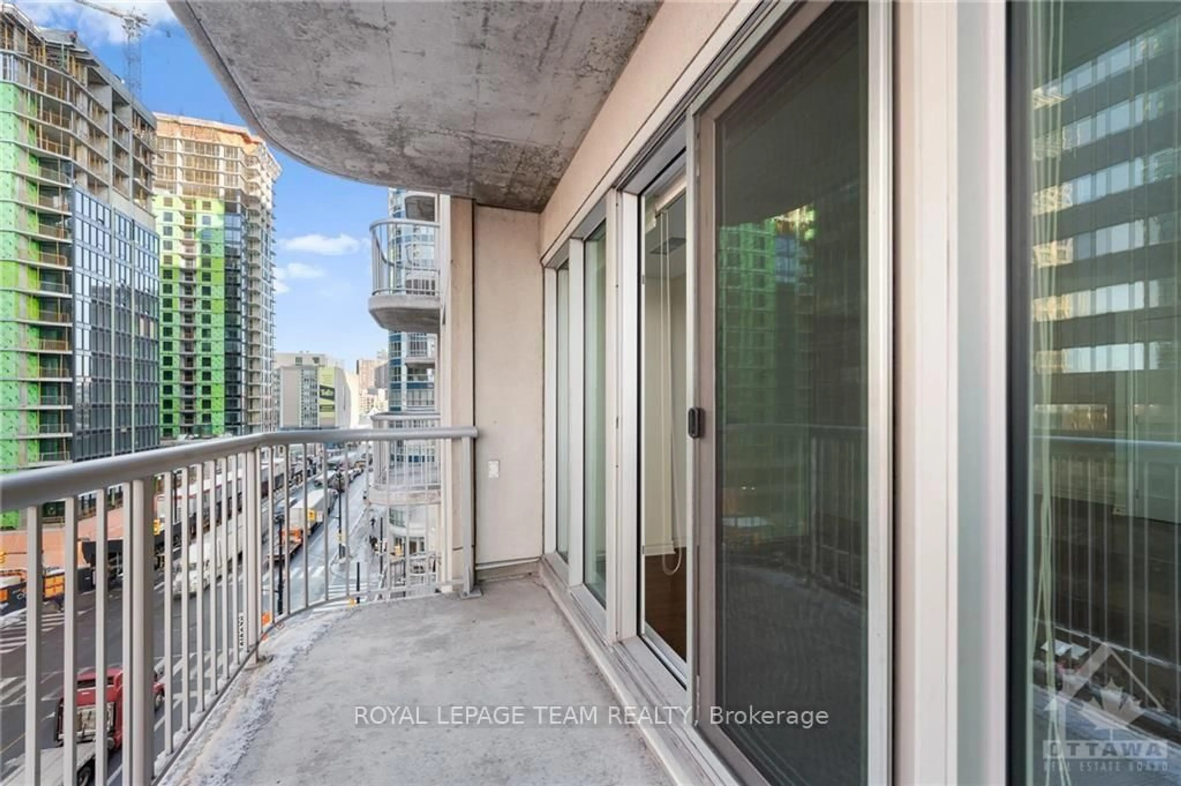 Balcony in the apartment, city buildings view from balcony for 234 Rideau St #401, Ottawa Ontario K1N 0A9