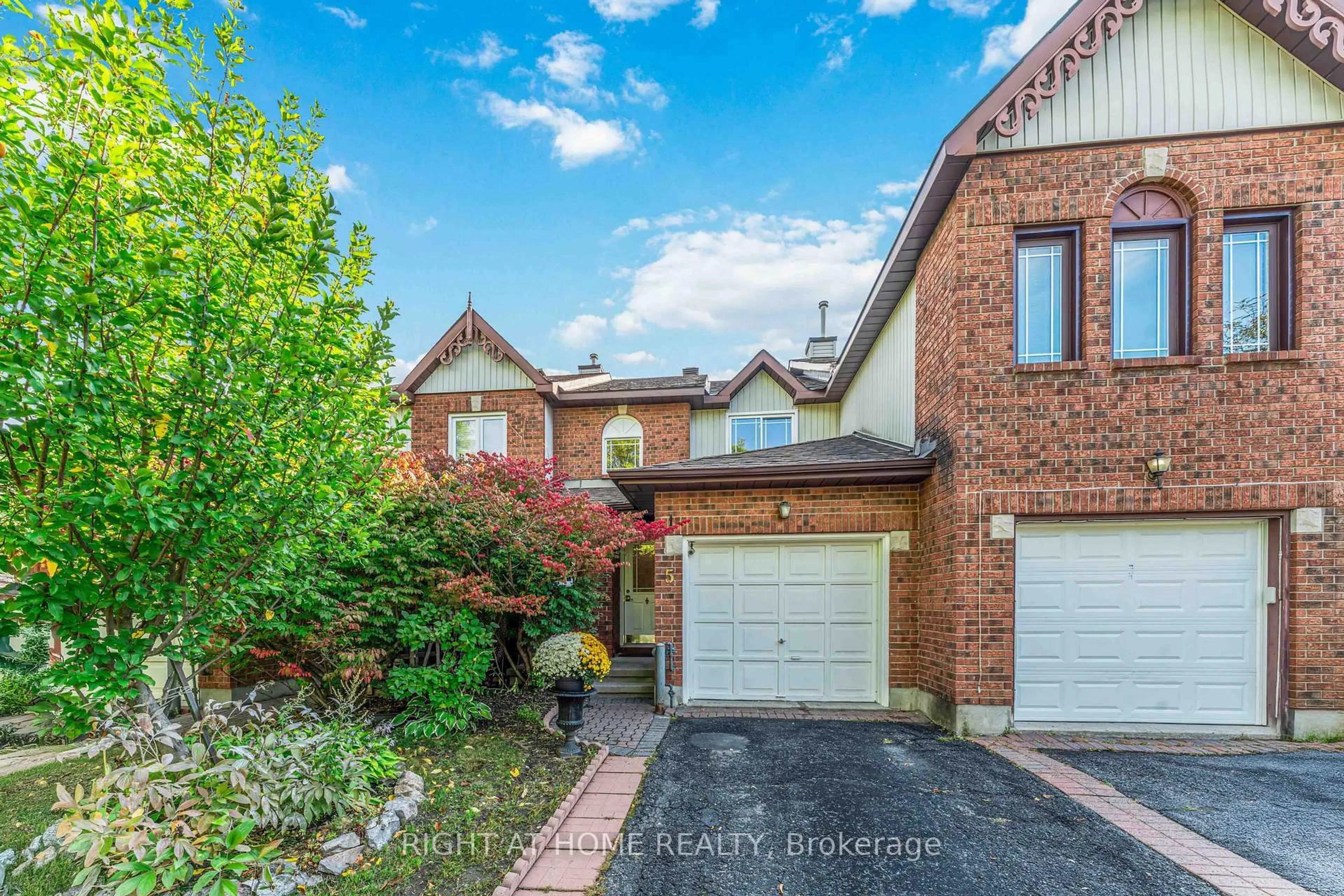 Home with brick exterior material, street for 5 Harrington Crt, Ottawa Ontario K2K 2S7