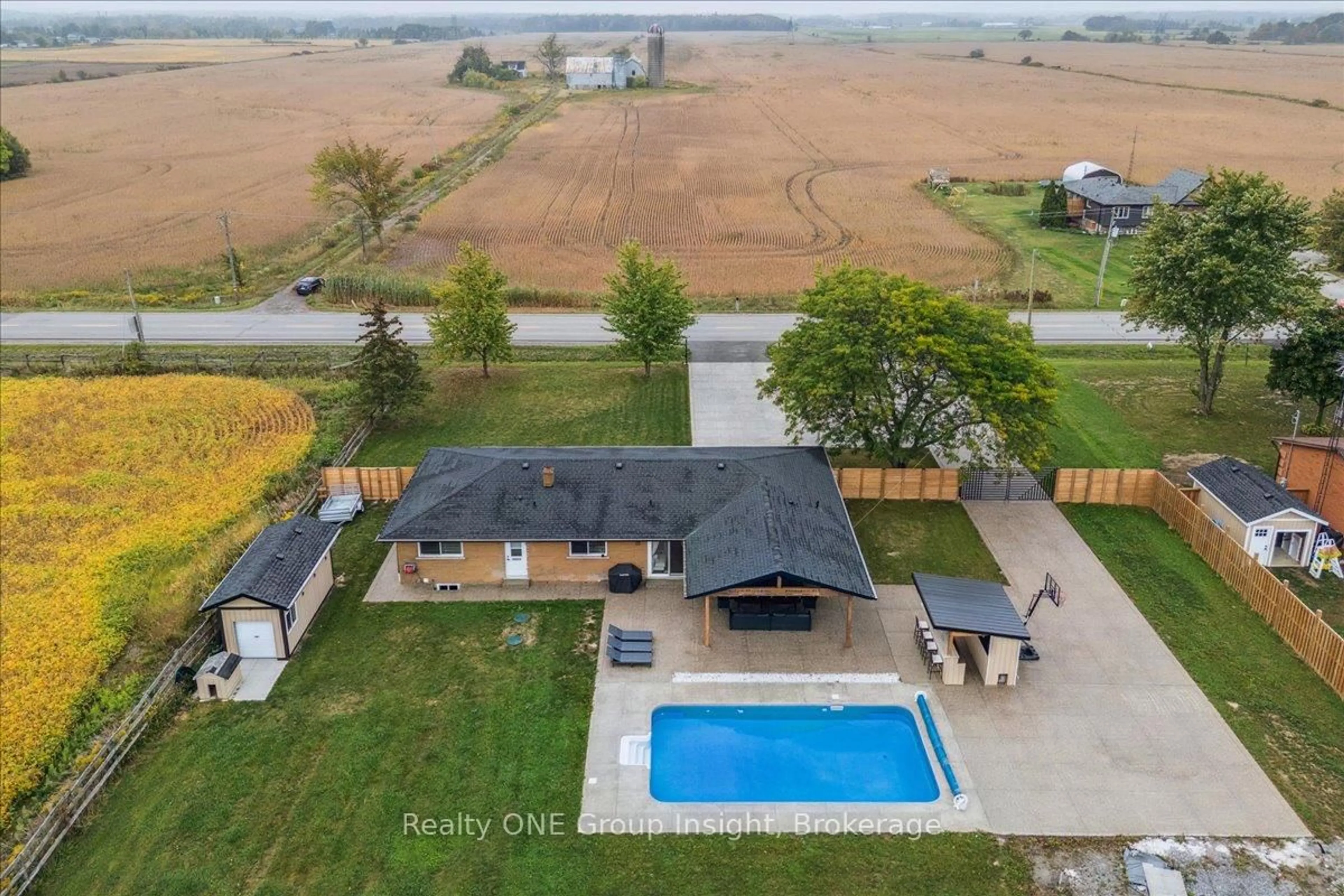 A pic from outside/outdoor area/front of a property/back of a property/a pic from drone, water/lake/river/ocean view for 214 Binbrook Rd, Hamilton Ontario L0R 1C0