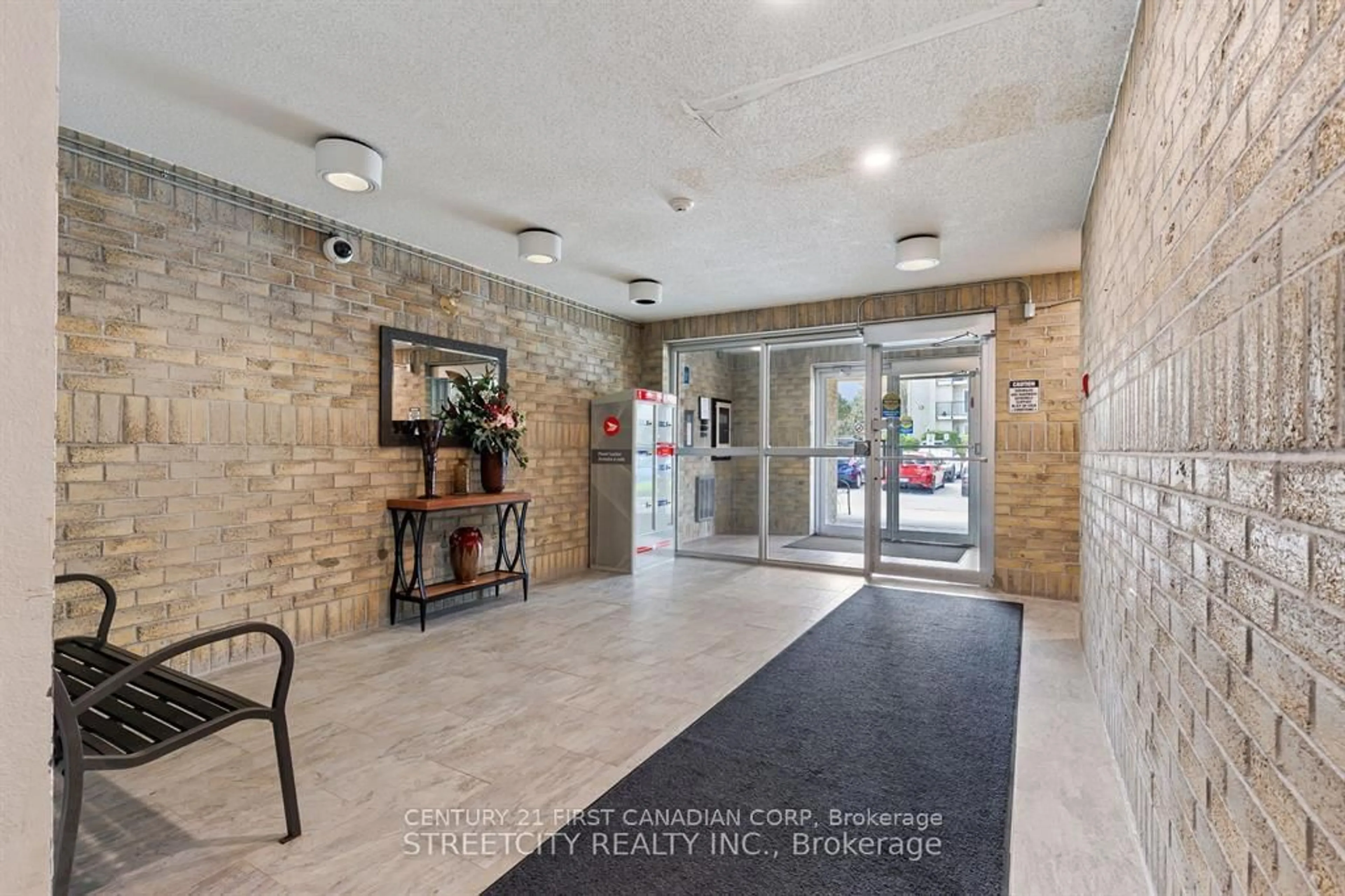 Unknown for 725 Deveron Cres #204, London South Ontario N5Z 4X3