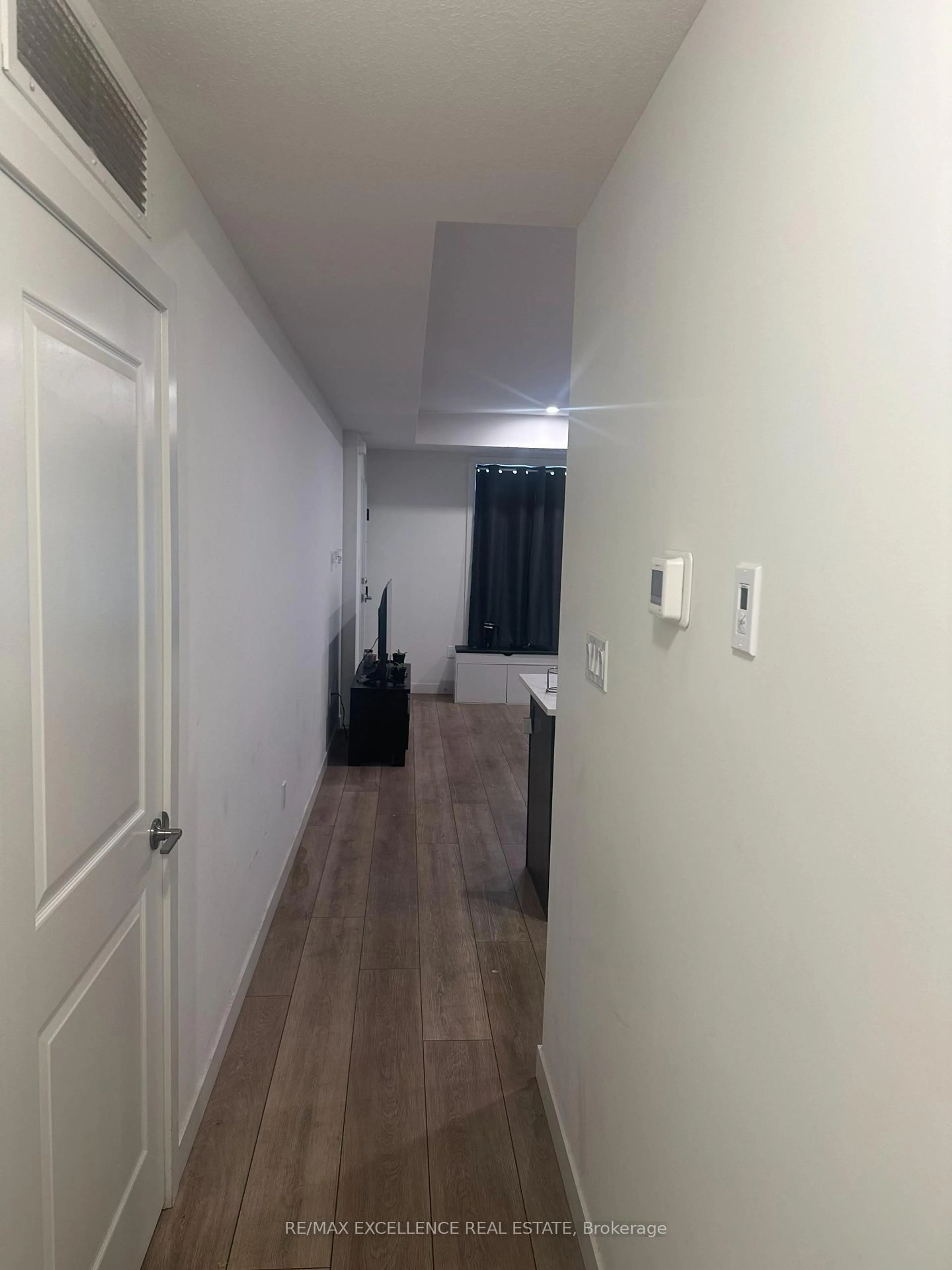 A pic of a room for 405 Myers Rd #2, Cambridge Ontario N1P 0B6