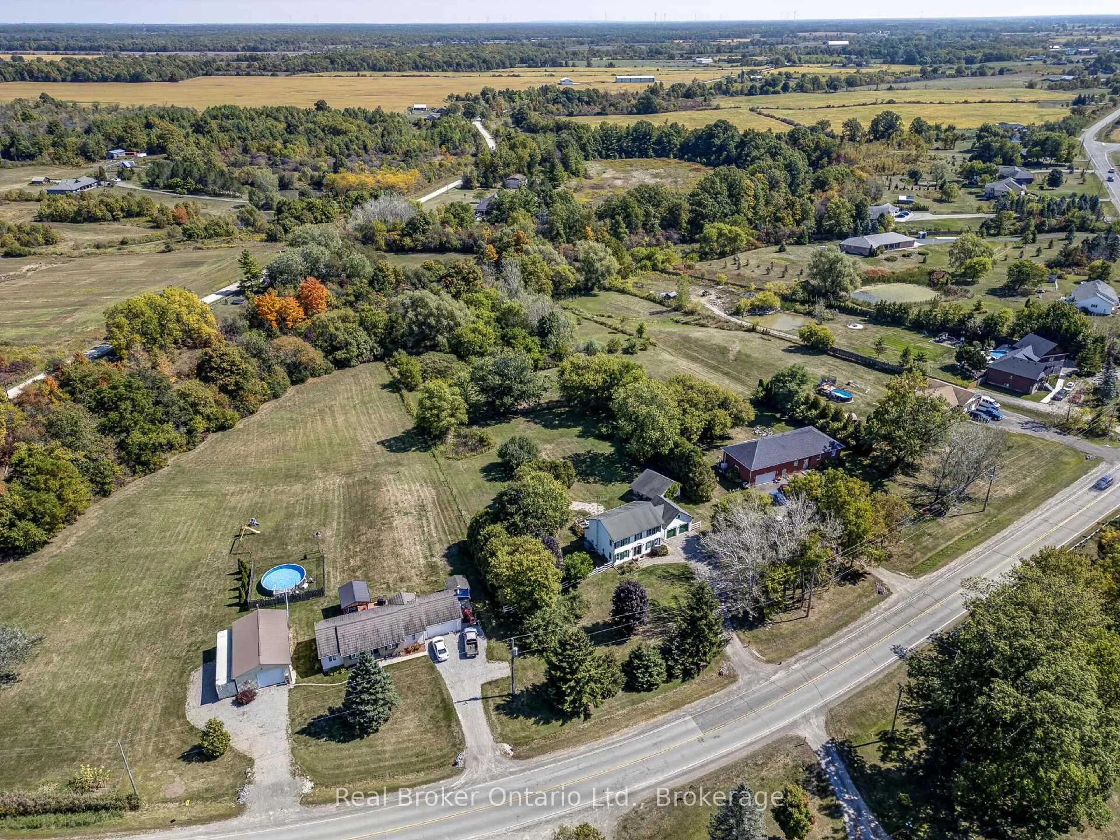 A pic from outside/outdoor area/front of a property/back of a property/a pic from drone, unknown for 849 Caistorville Rd, West Lincoln Ontario N0A 1C0