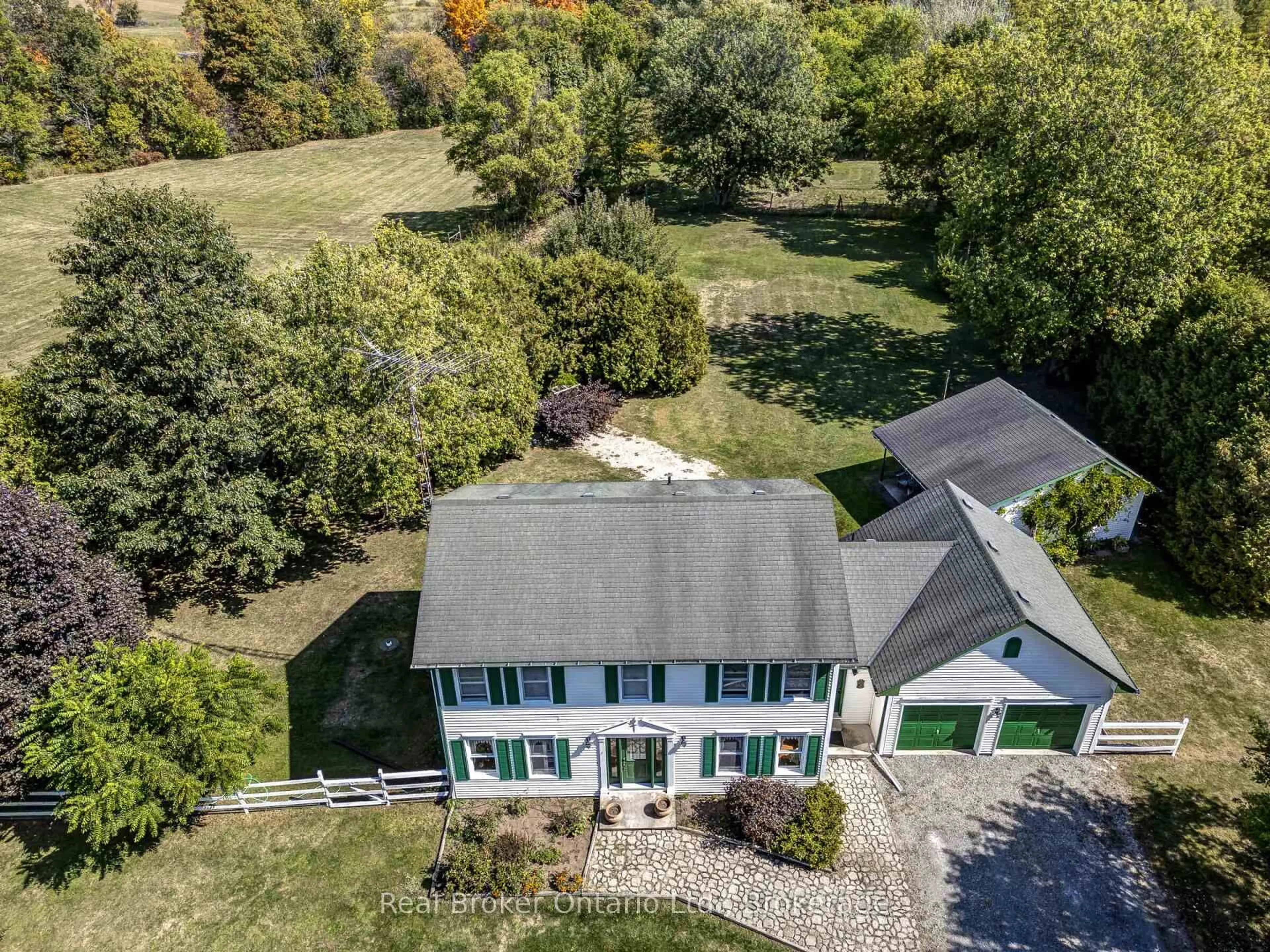 A pic from outside/outdoor area/front of a property/back of a property/a pic from drone, unknown for 849 Caistorville Rd, West Lincoln Ontario N0A 1C0