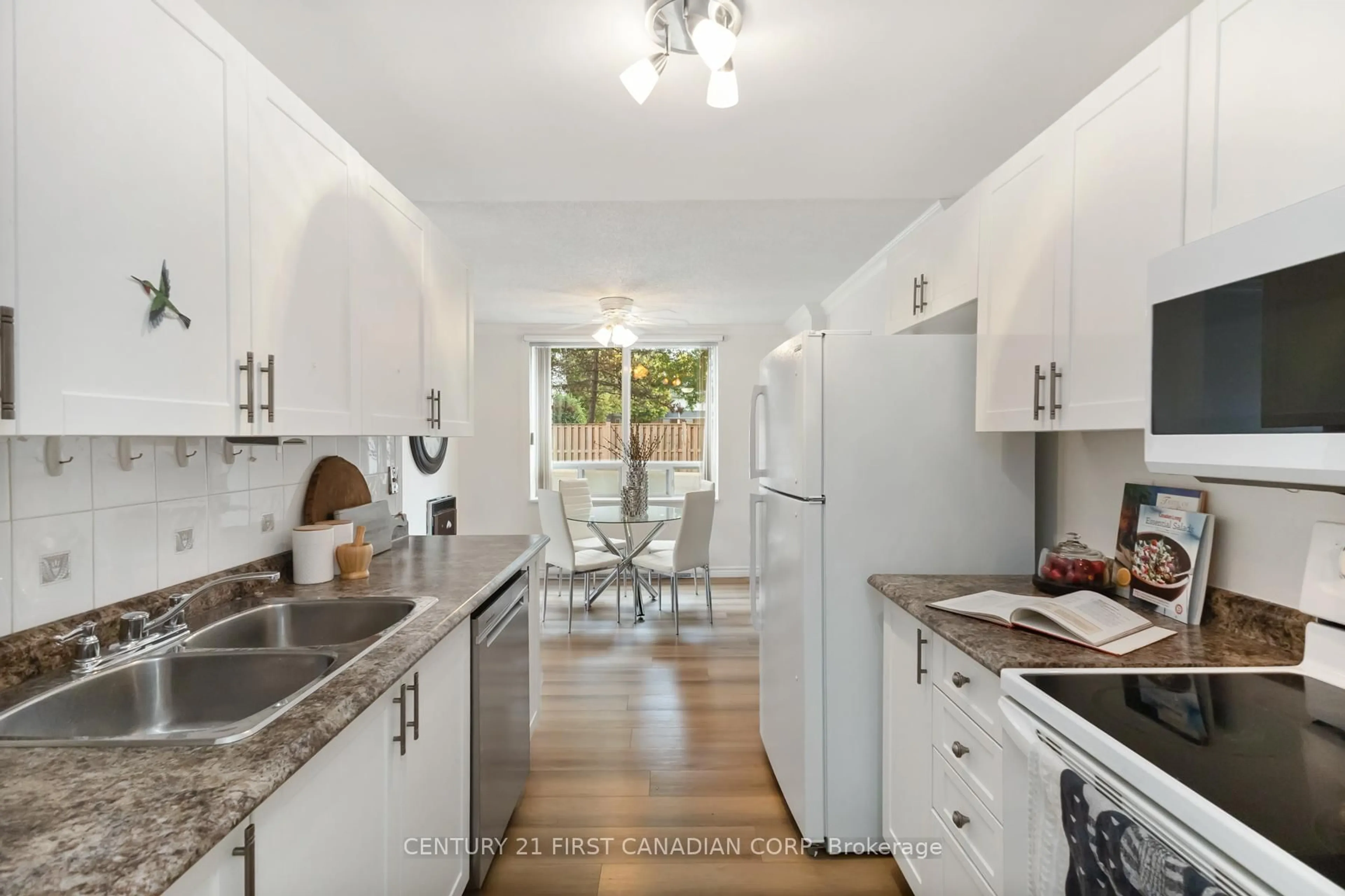 Standard kitchen, unknown for 76 Base Line Rd #108, London South Ontario N6J 4X6
