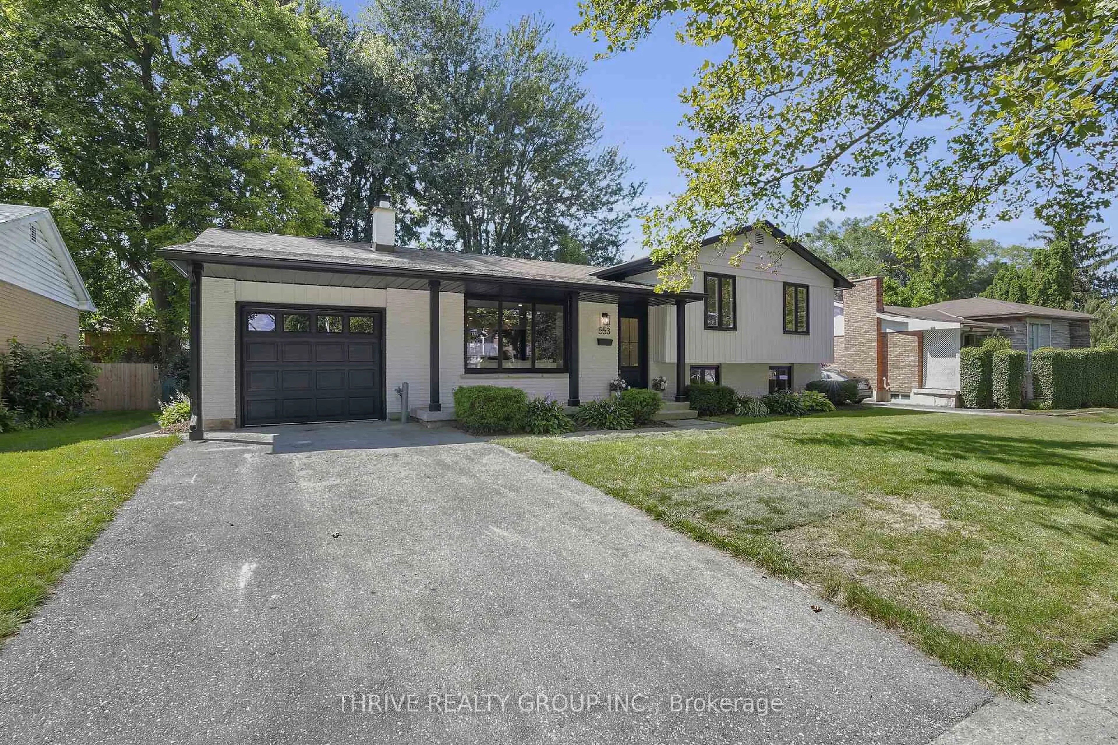 Unknown for 553 Viscount Rd, London South Ontario N6J 2Y1
