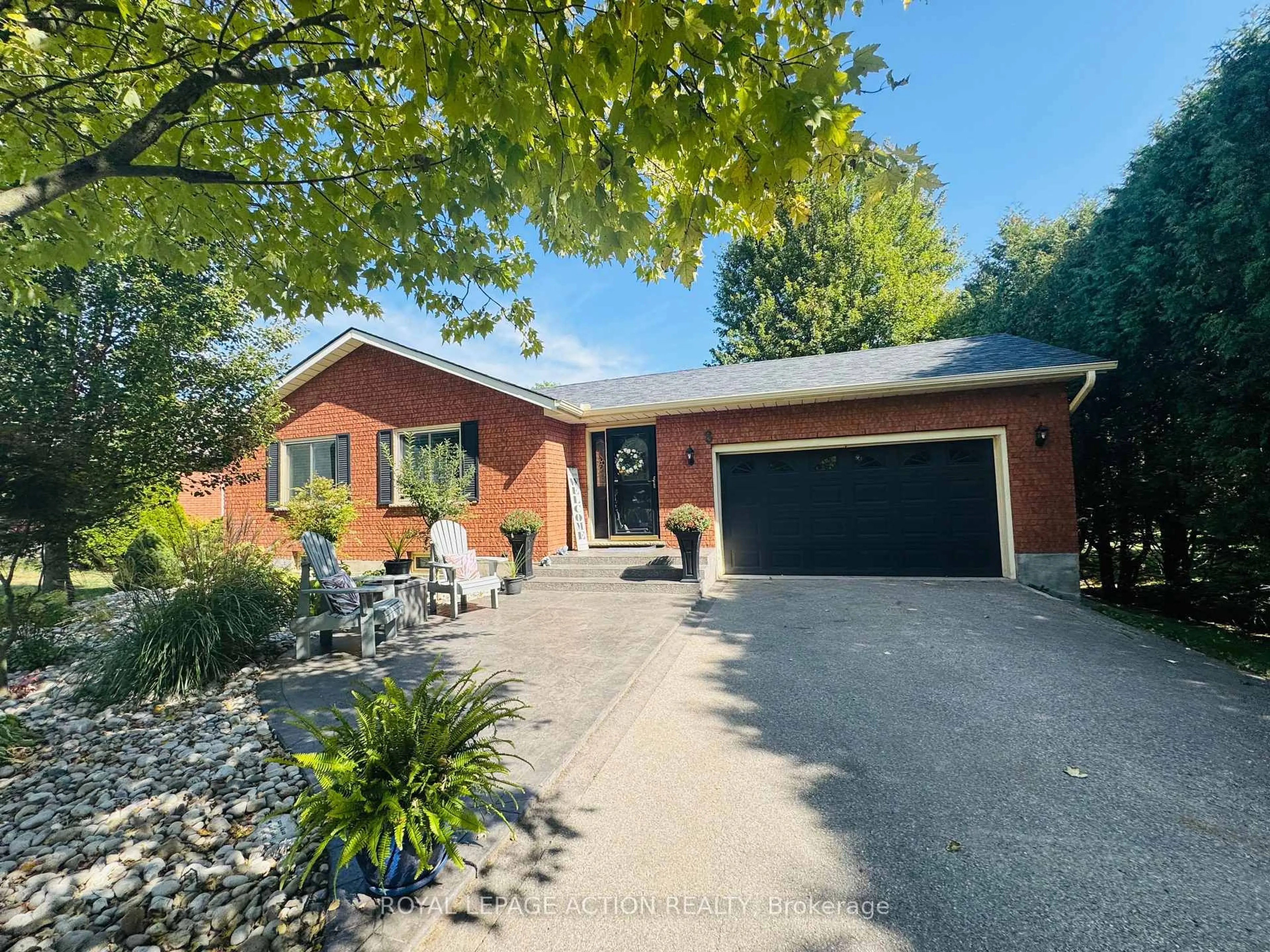 Home with brick exterior material, street for 8 First St, Brant Ontario N0E 1K0