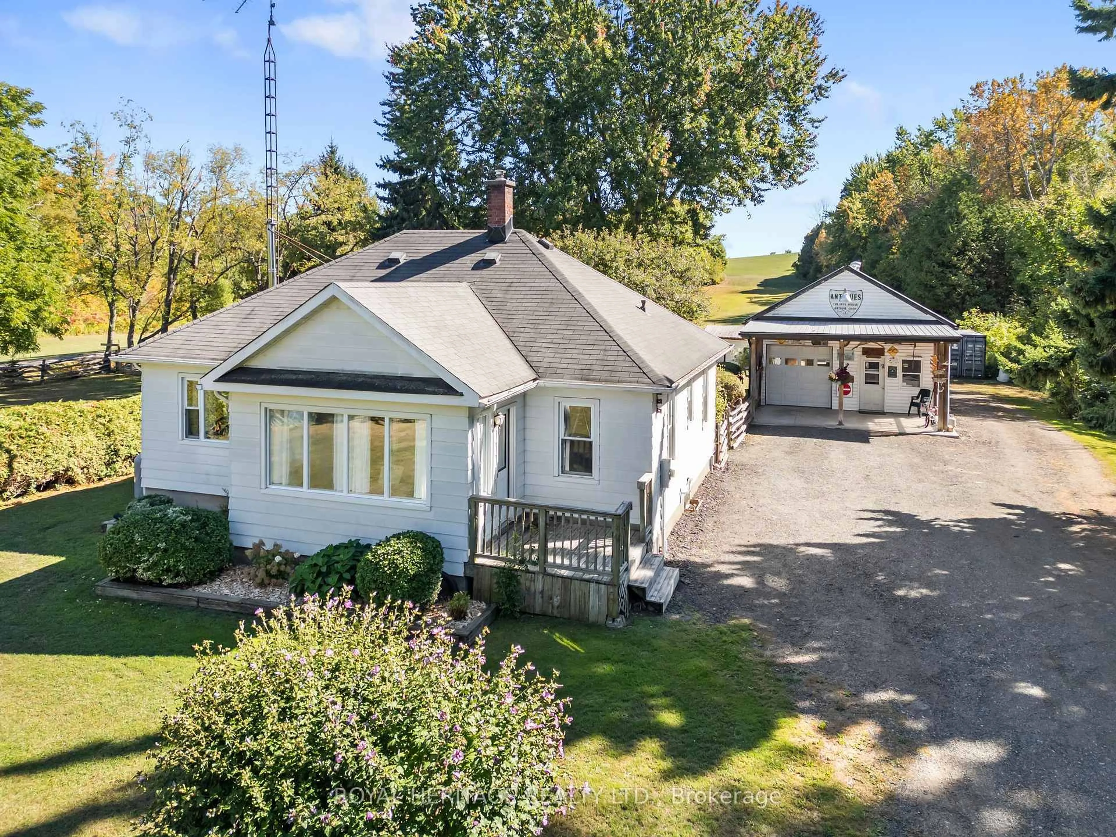 A pic from outside/outdoor area/front of a property/back of a property/a pic from drone, street for 10629 County Rd 2 Rd, Alnwick/Haldimand Ontario K0K 2G0