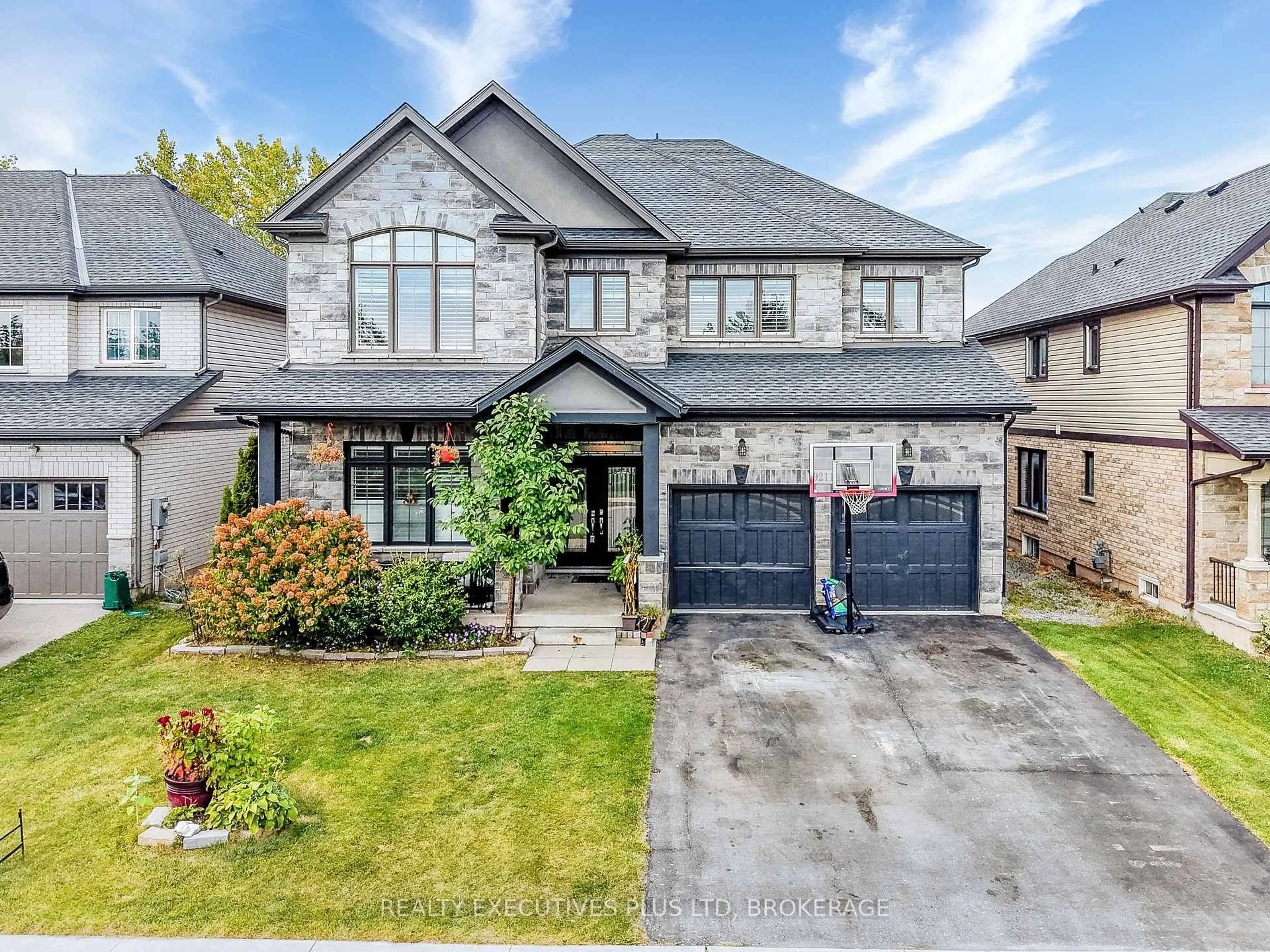 Home with brick exterior material, street for 9211 Tallgrass Ave, Niagara Falls Ontario L2G 0A4