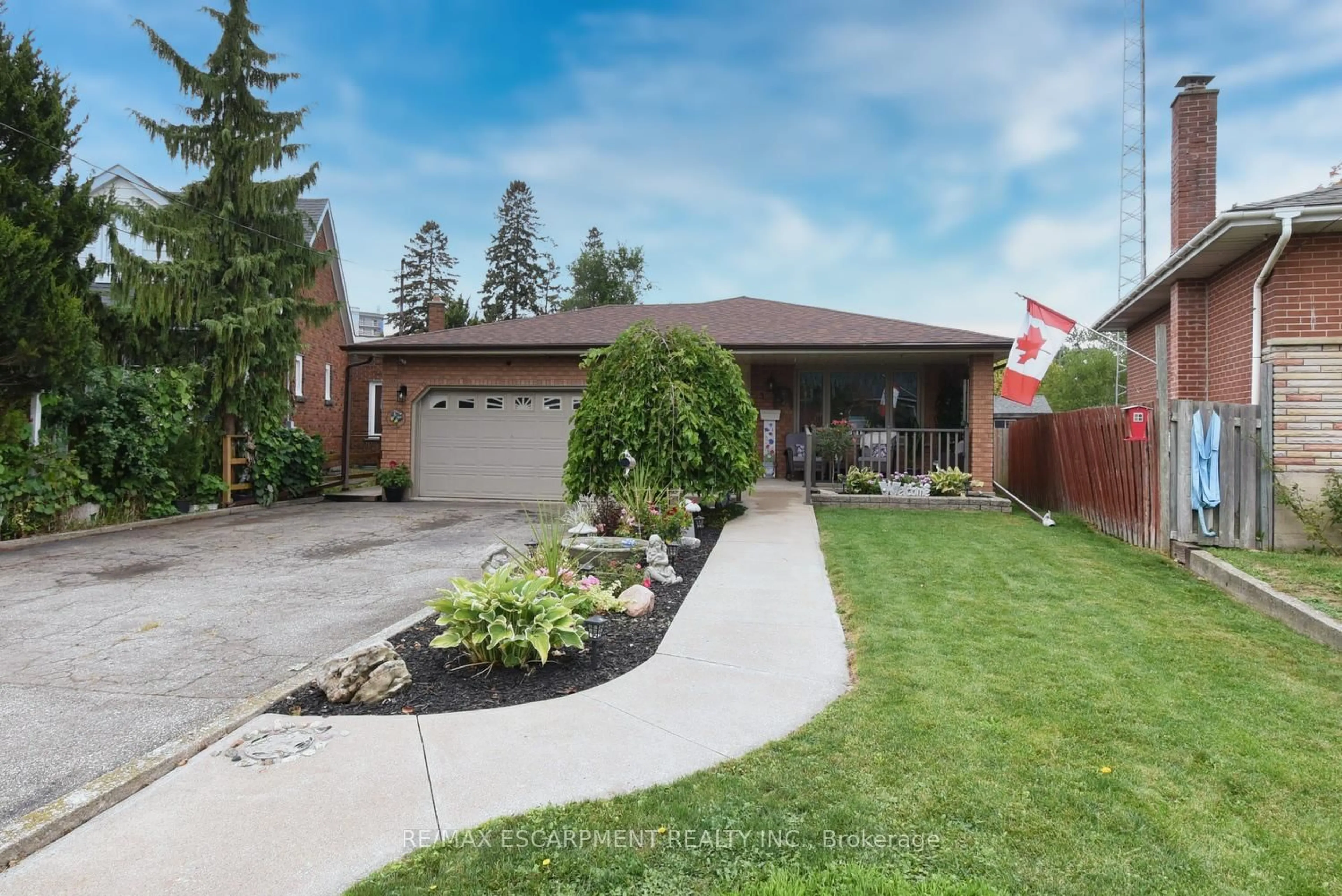 Home with brick exterior material, street for 3 Evelyn St, Brantford Ontario N3R 3G8