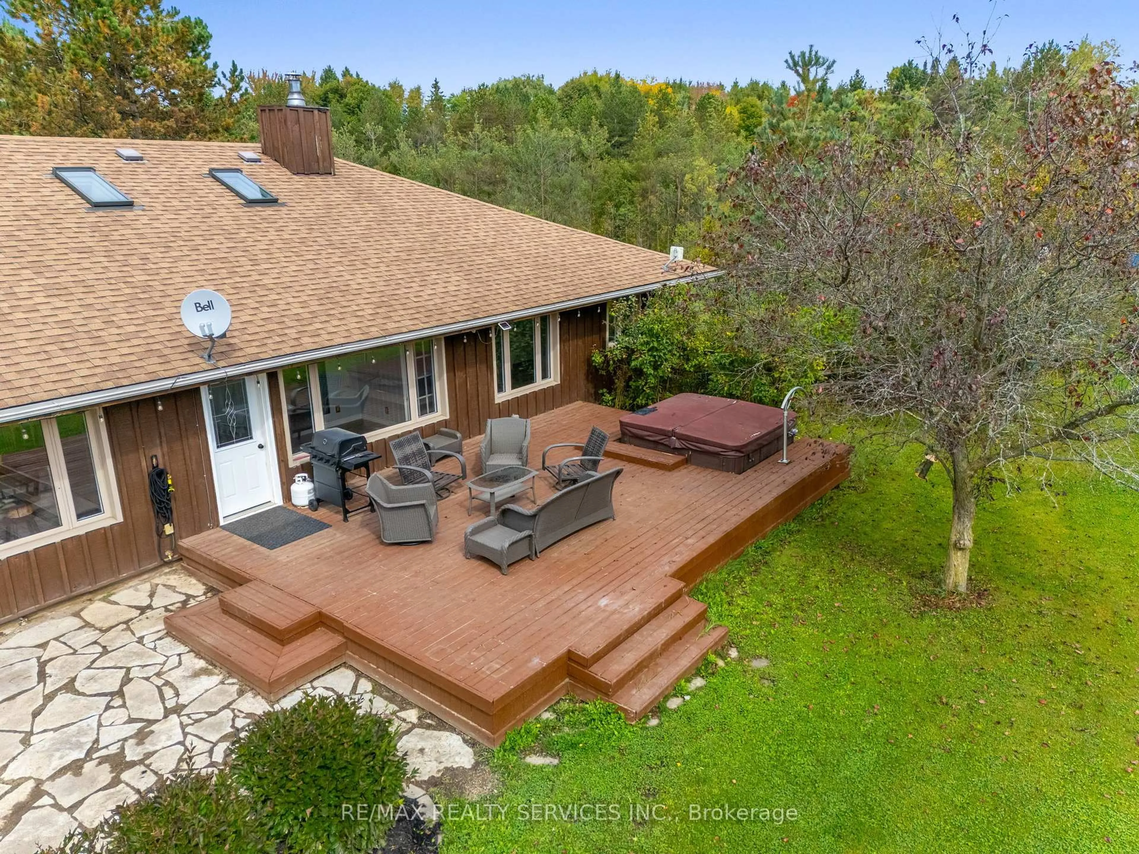 A pic from outside/outdoor area/front of a property/back of a property/a pic from drone, water/lake/river/ocean view for 8777 17th Sideroad, Erin Ontario L7J 2L9