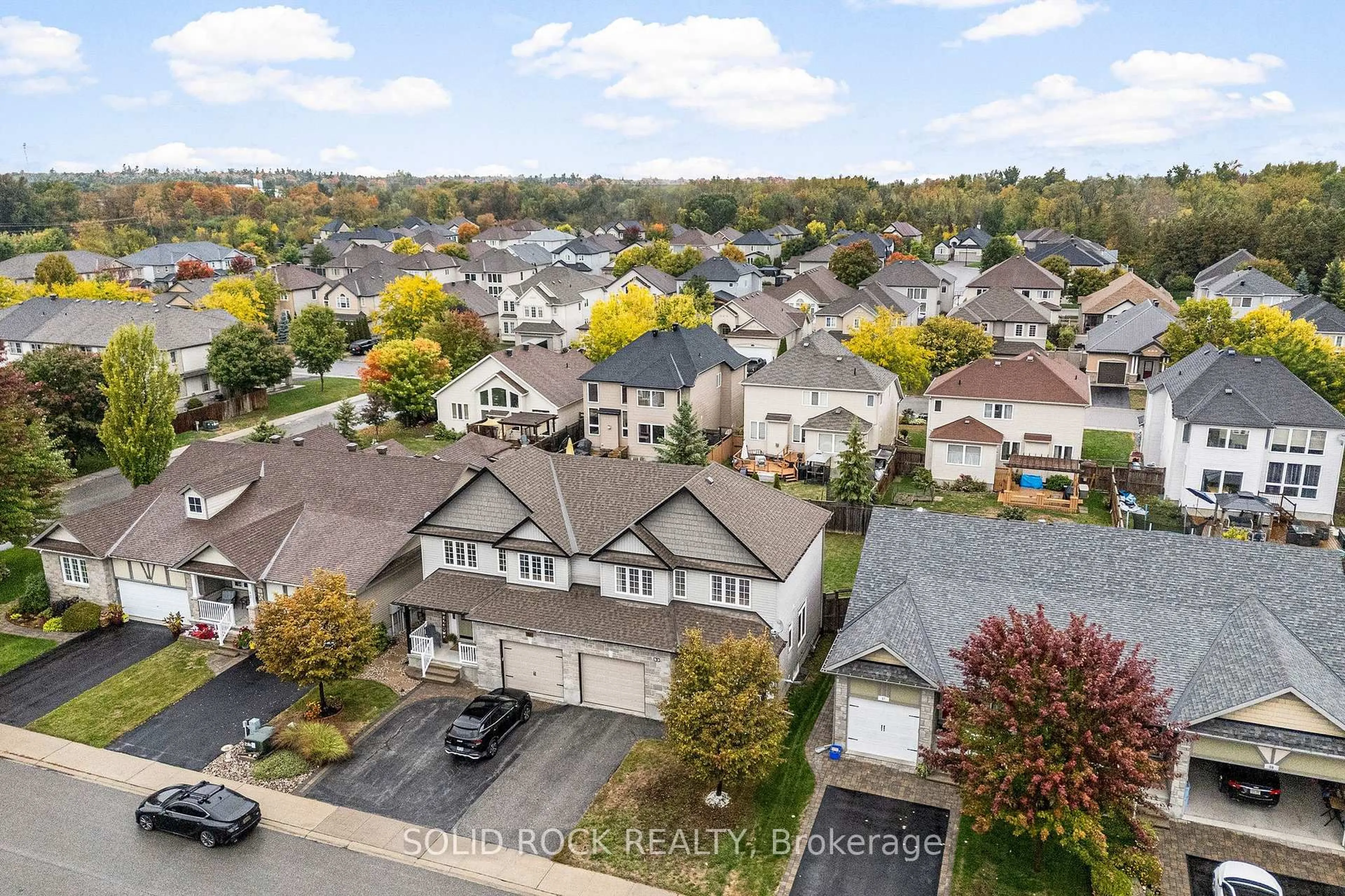 A pic from outside/outdoor area/front of a property/back of a property/a pic from drone, street for 53 WILLOWSHORE Way, Carleton Place Ontario K7C 0B1