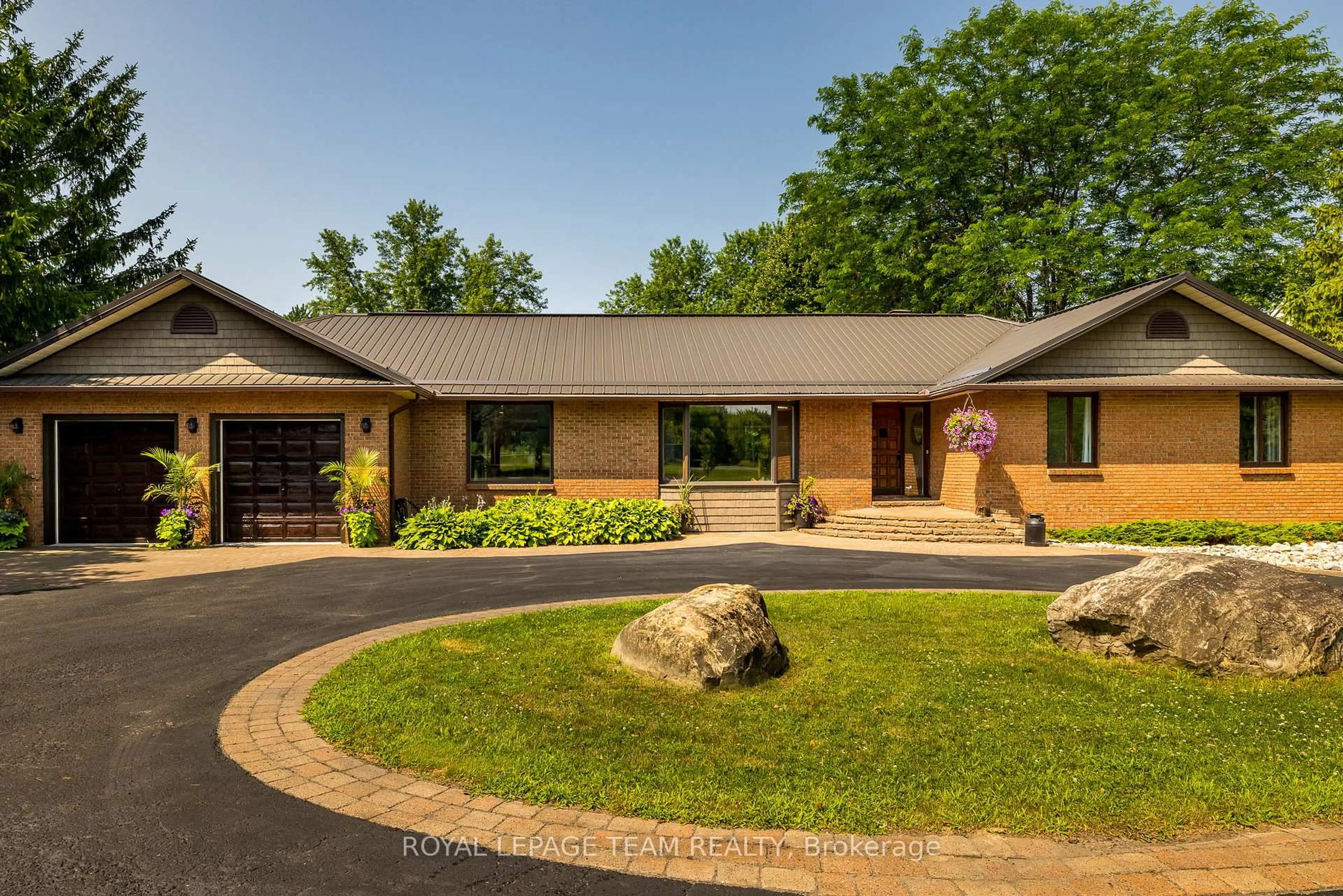 Home with brick exterior material, building for 1216A River Rd, Ottawa Ontario K4M 1B4