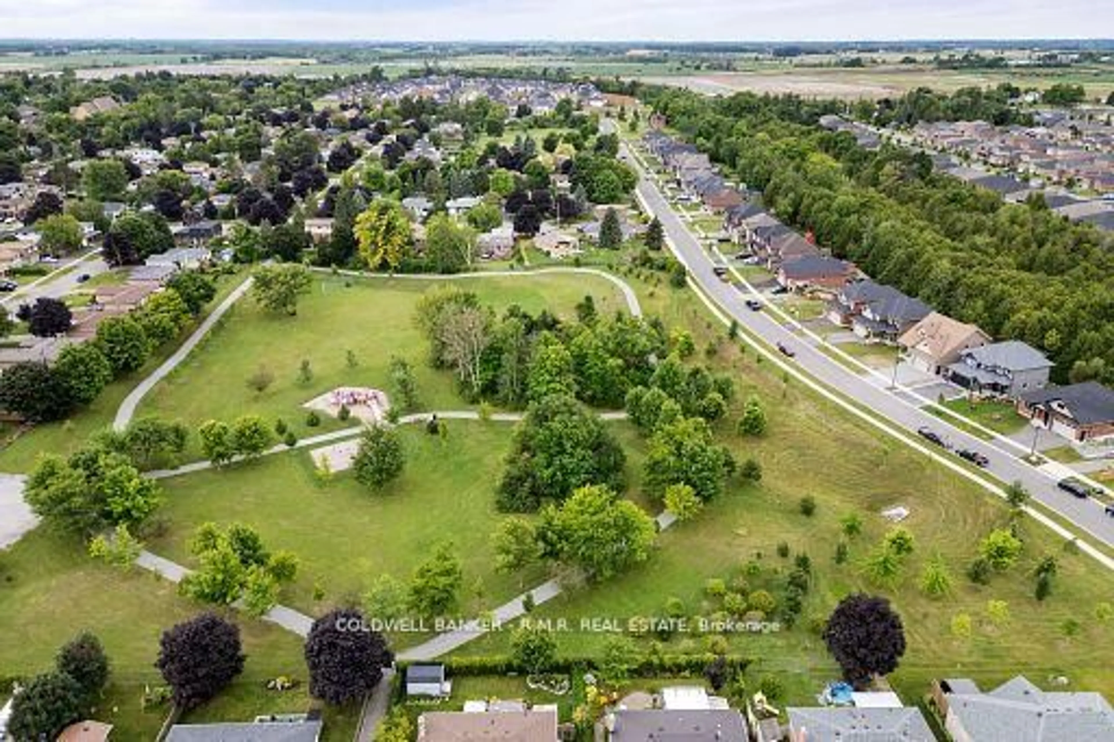 A pic from outside/outdoor area/front of a property/back of a property/a pic from drone, unknown for 60 Alcorn Dr, Kawartha Lakes Ontario K9V 0M7