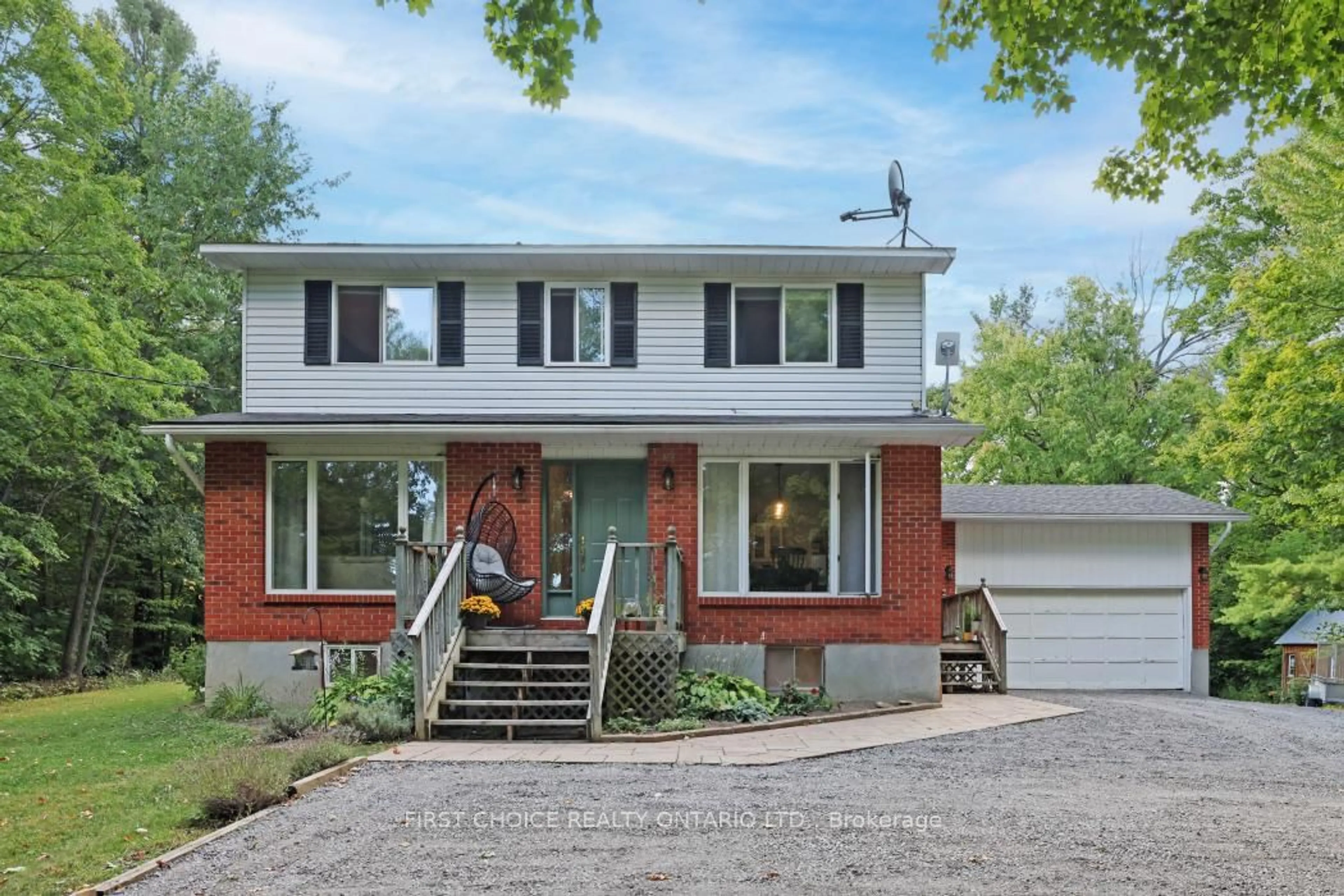 Home with brick exterior material, street for 199 Indian Hill Rd, Pakenham Ontario K0A 2X0