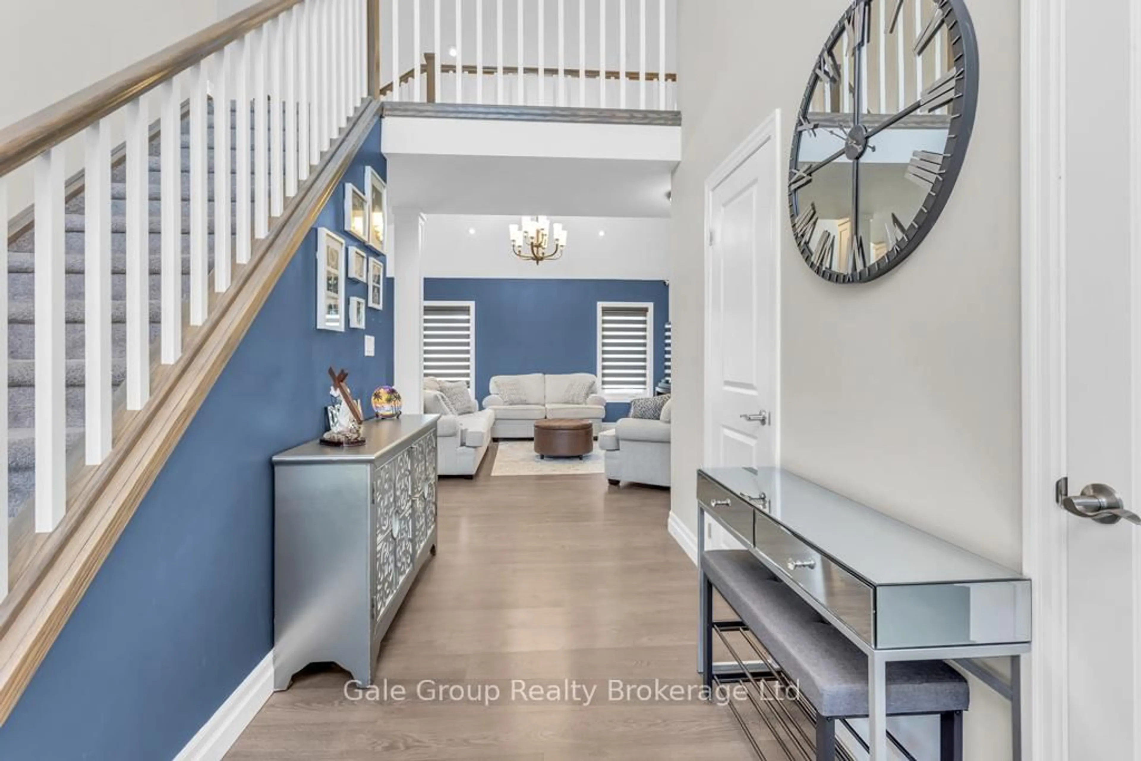 Indoor entryway for 307 Wilson Ave, Tillsonburg Ontario N4G 0H2