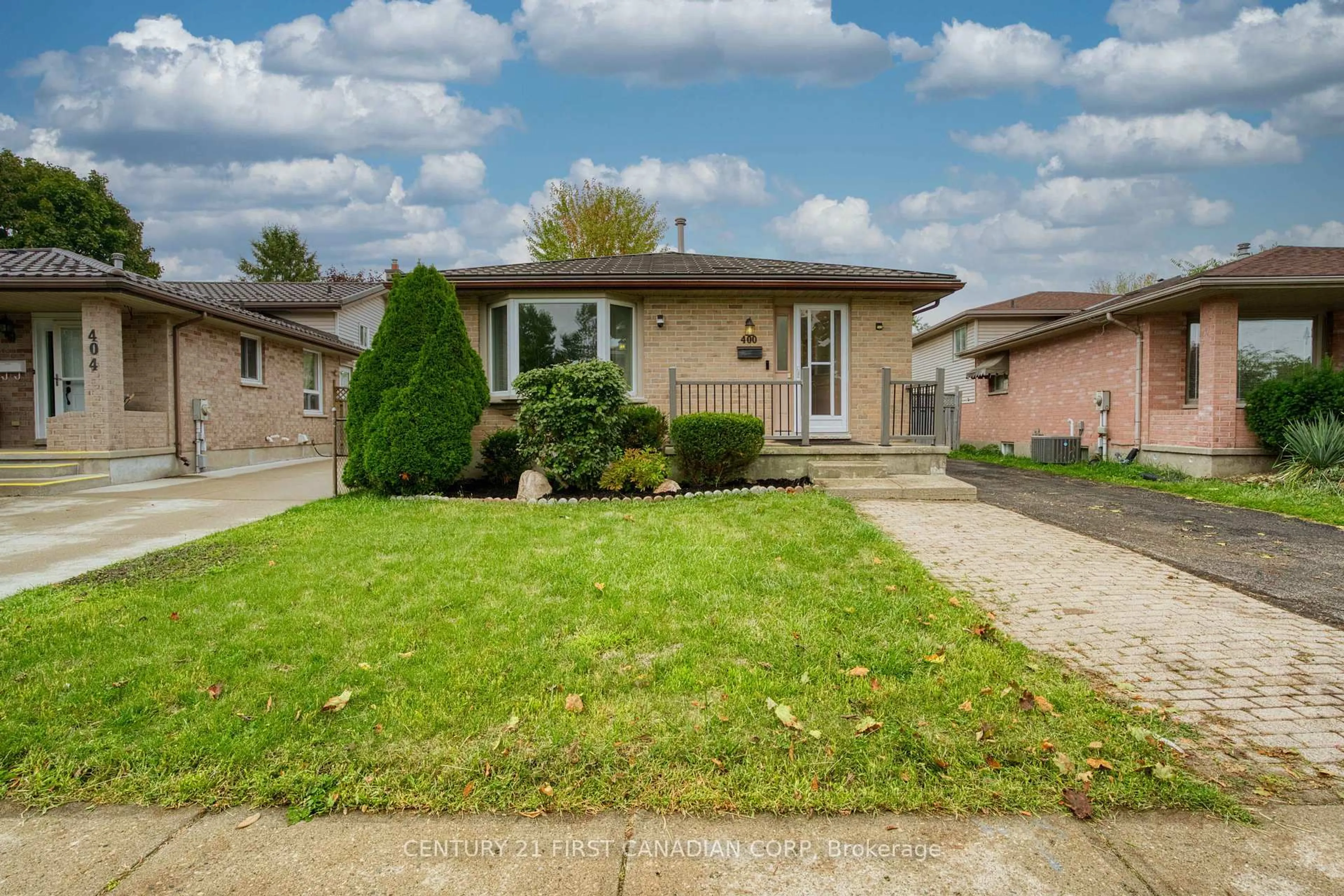 Home with brick exterior material, street for 400 Barker St, London East Ontario N5Y 5G6