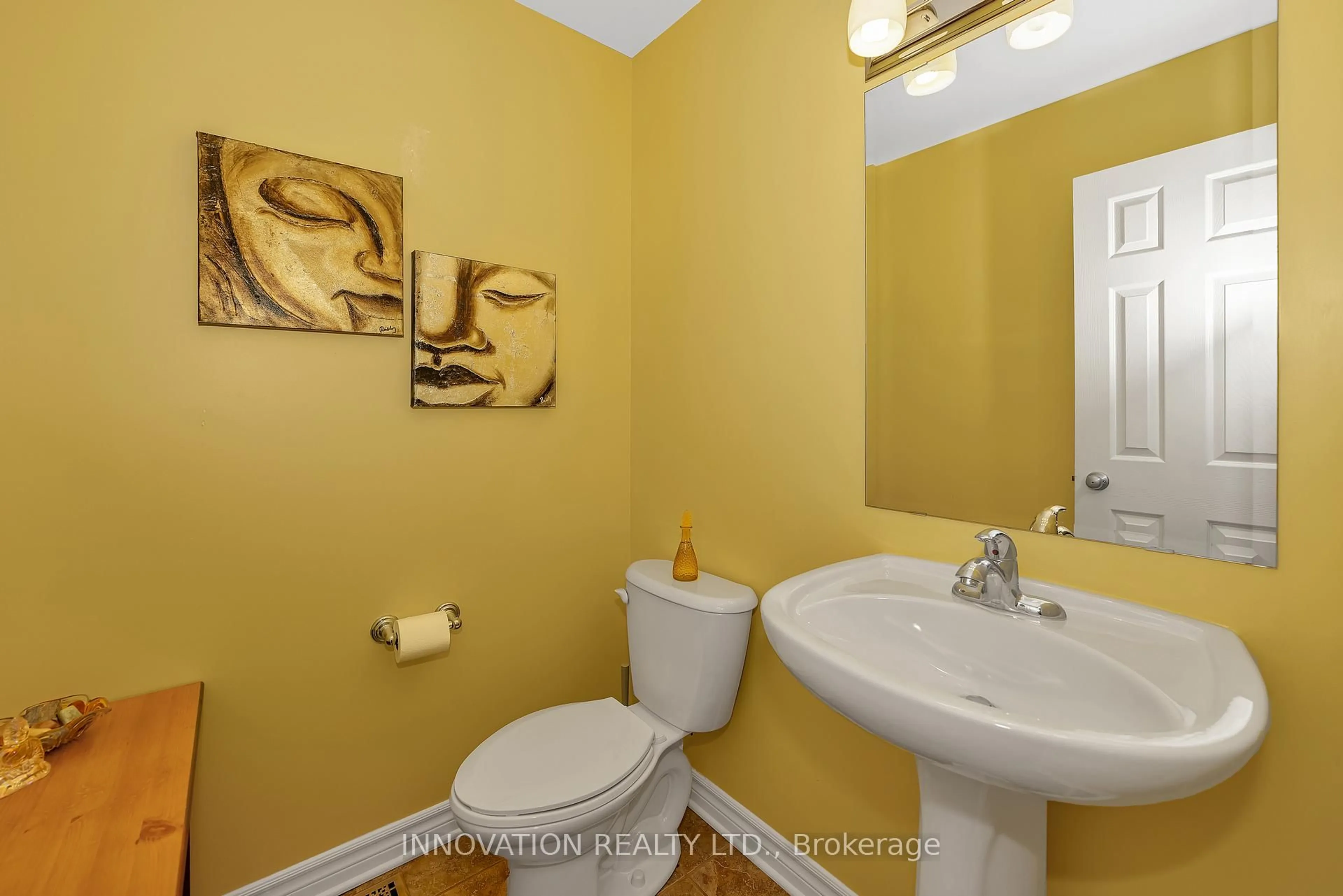 Standard bathroom, ceramic/tile floor for 146 Silvermoon Cres, Ottawa Ontario K4A 0P5
