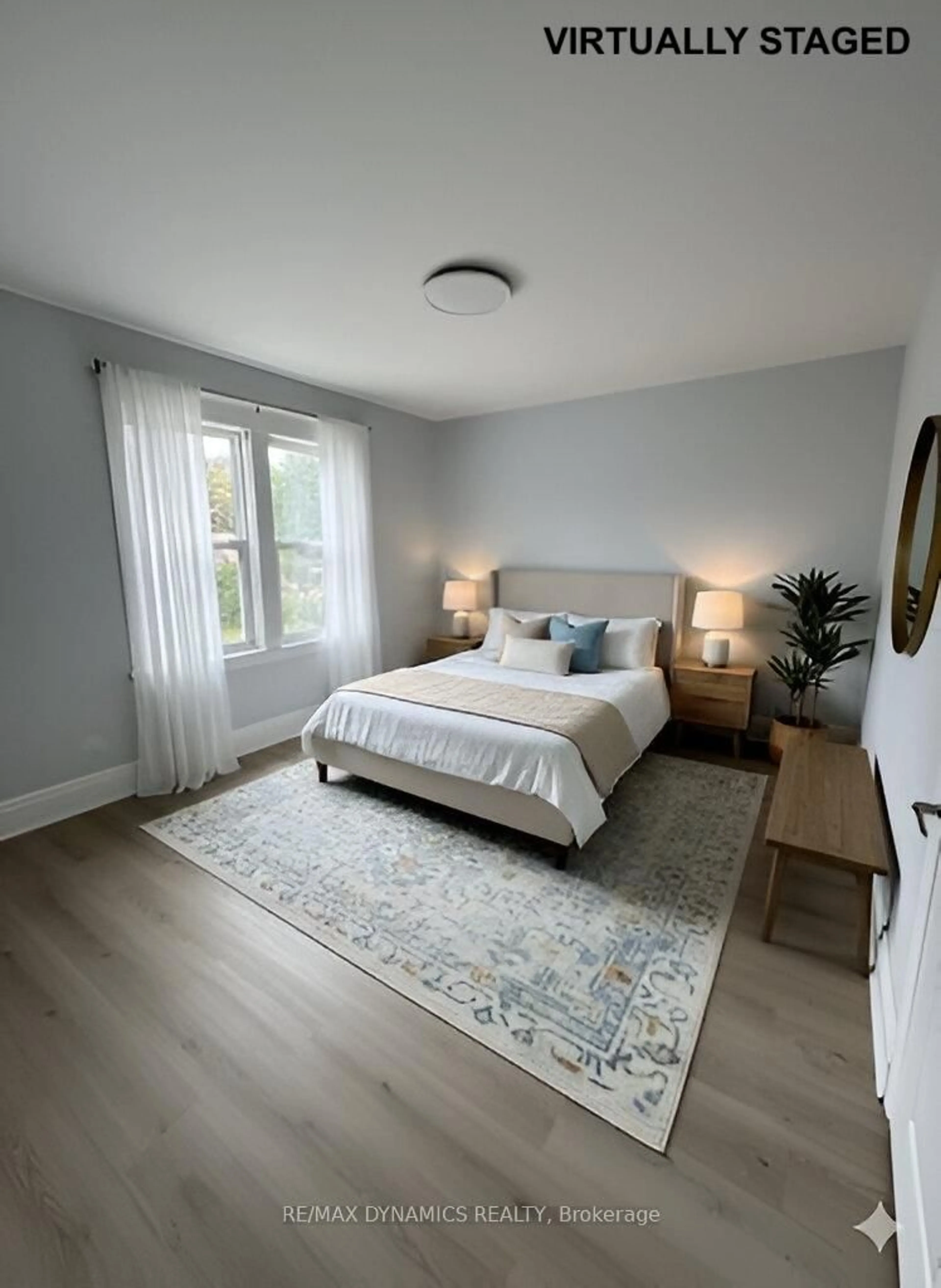 A pic of a room for 8 Leeds St, Hamilton Ontario L8L 6W8