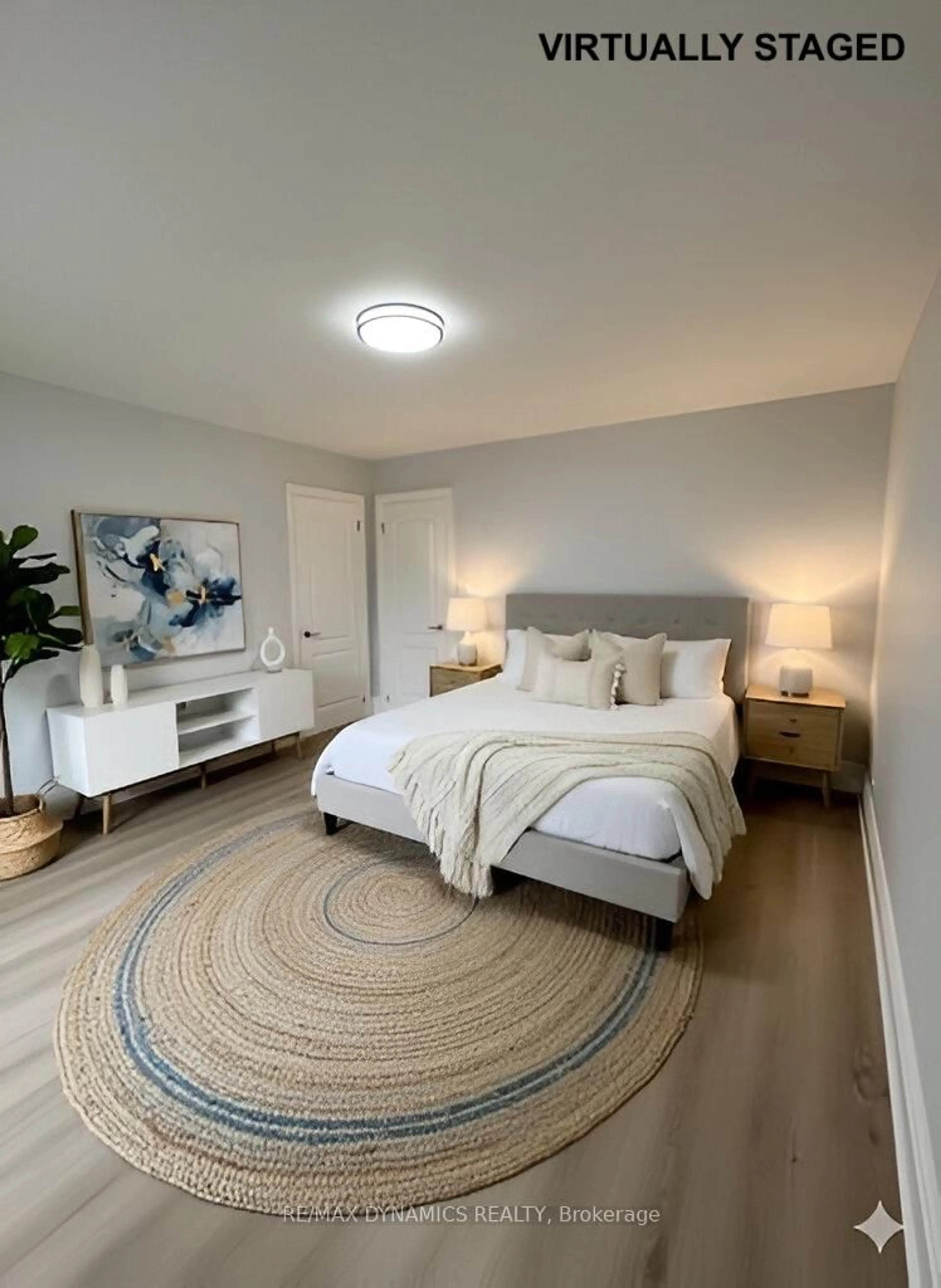 A pic of a room for 8 Leeds St, Hamilton Ontario L8L 6W8