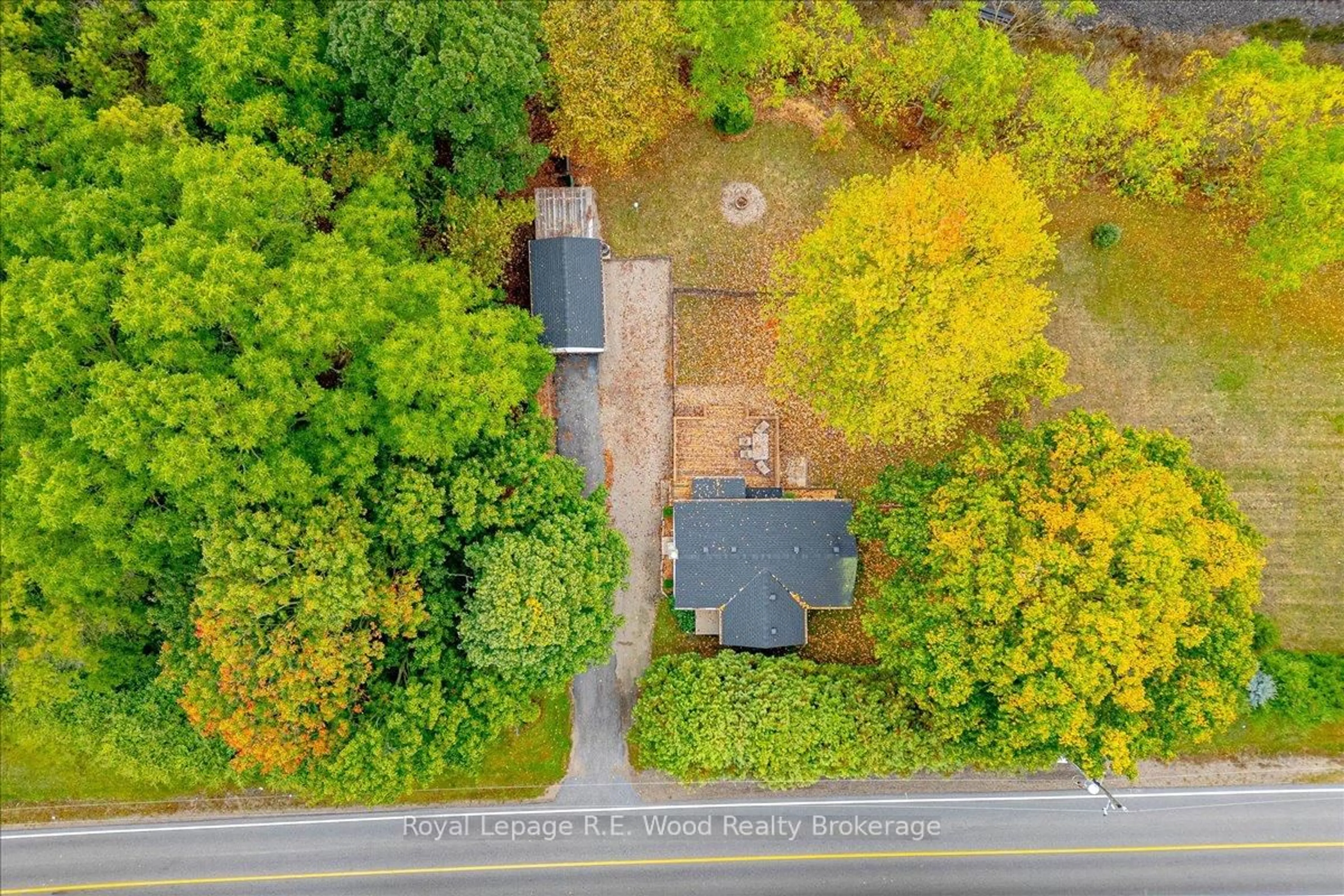 A pic from outside/outdoor area/front of a property/back of a property/a pic from drone, unknown for 603512 60 Rd, Zorra Ontario N5C 3J6