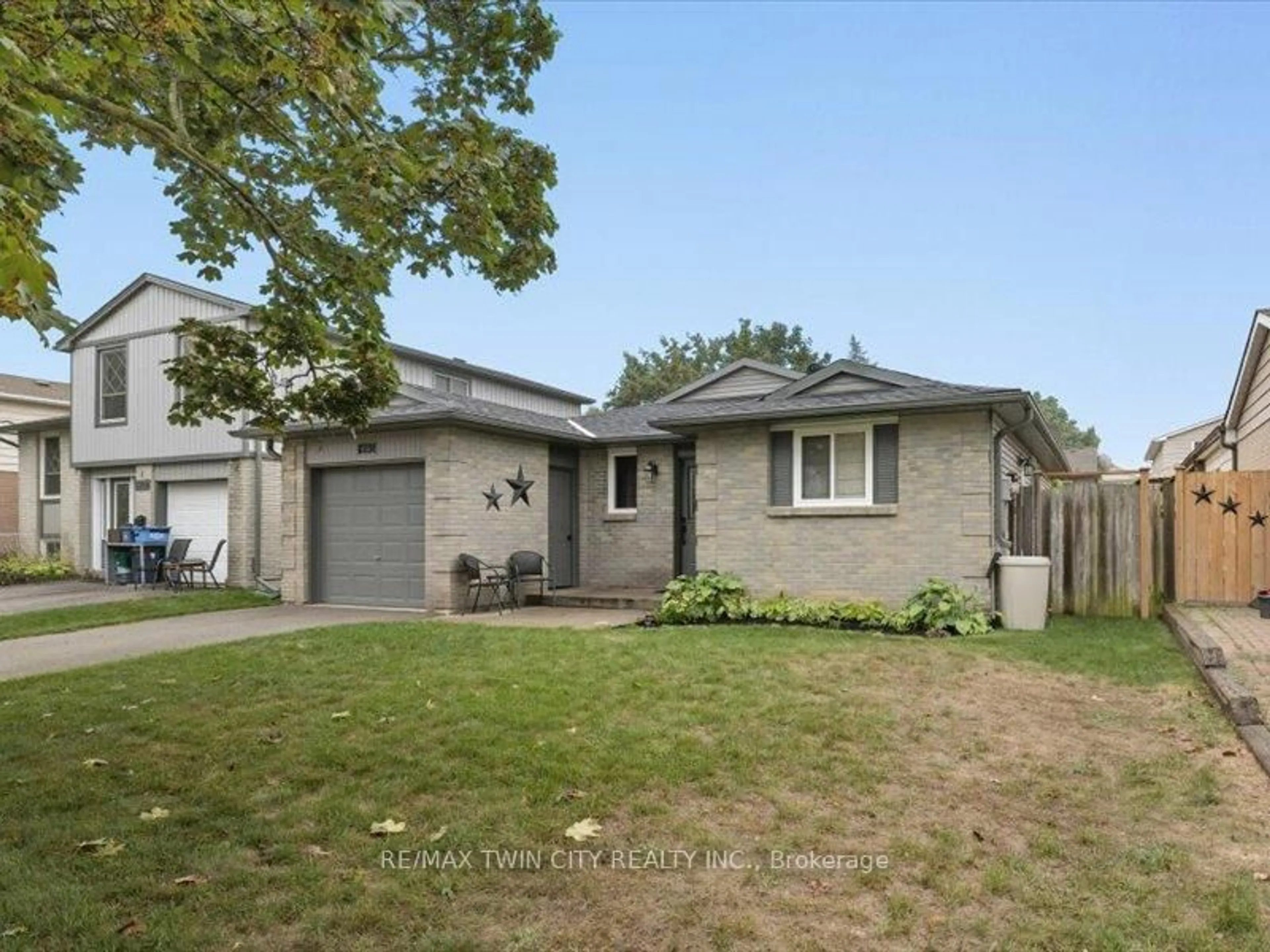 Unknown for 1256 Avonlea Rd, Cambridge Ontario N3H 4Z8