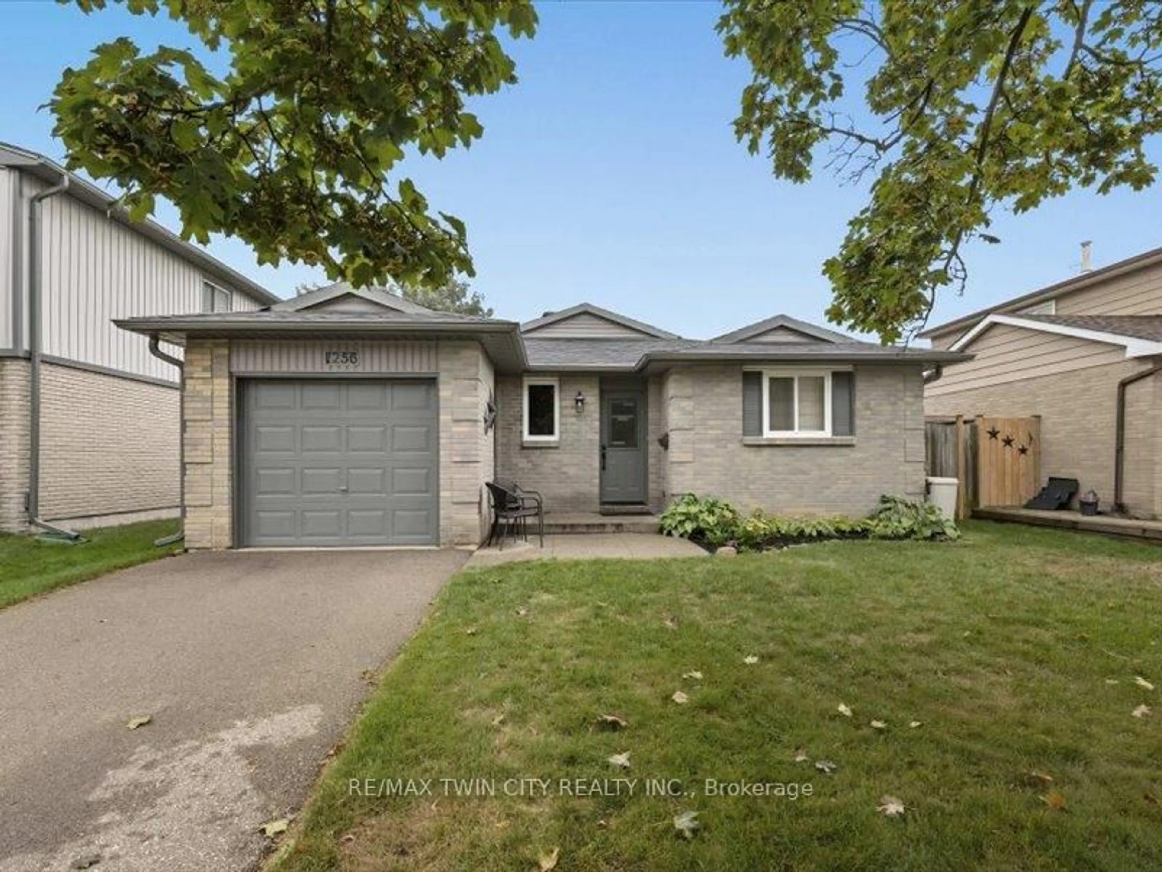 Unknown for 1256 Avonlea Rd, Cambridge Ontario N3H 4Z8
