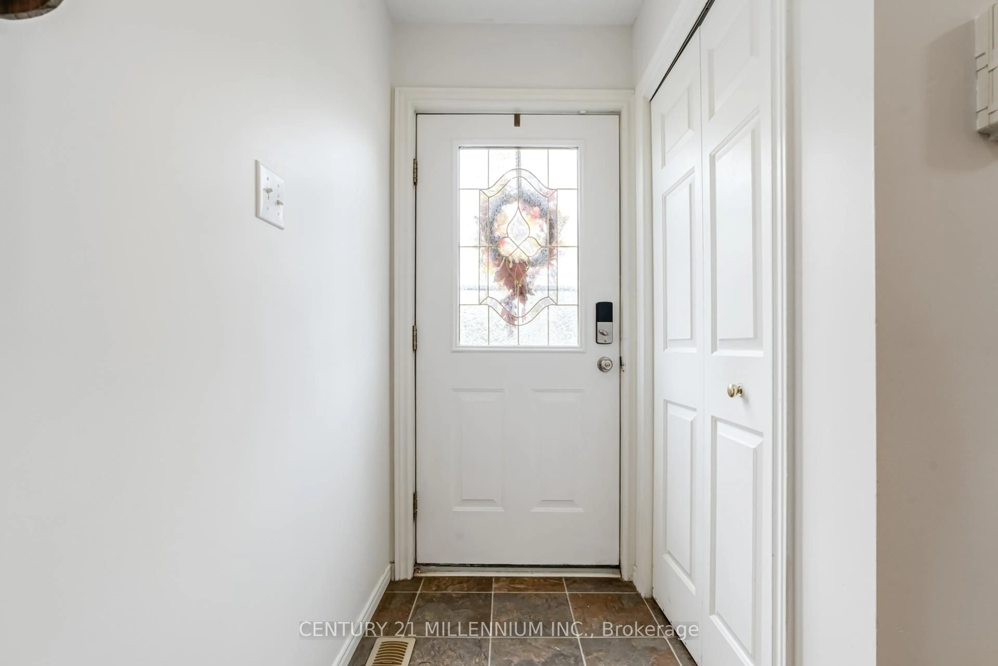 Indoor entryway for 4 Watt St, Guelph Ontario N1E 6W9