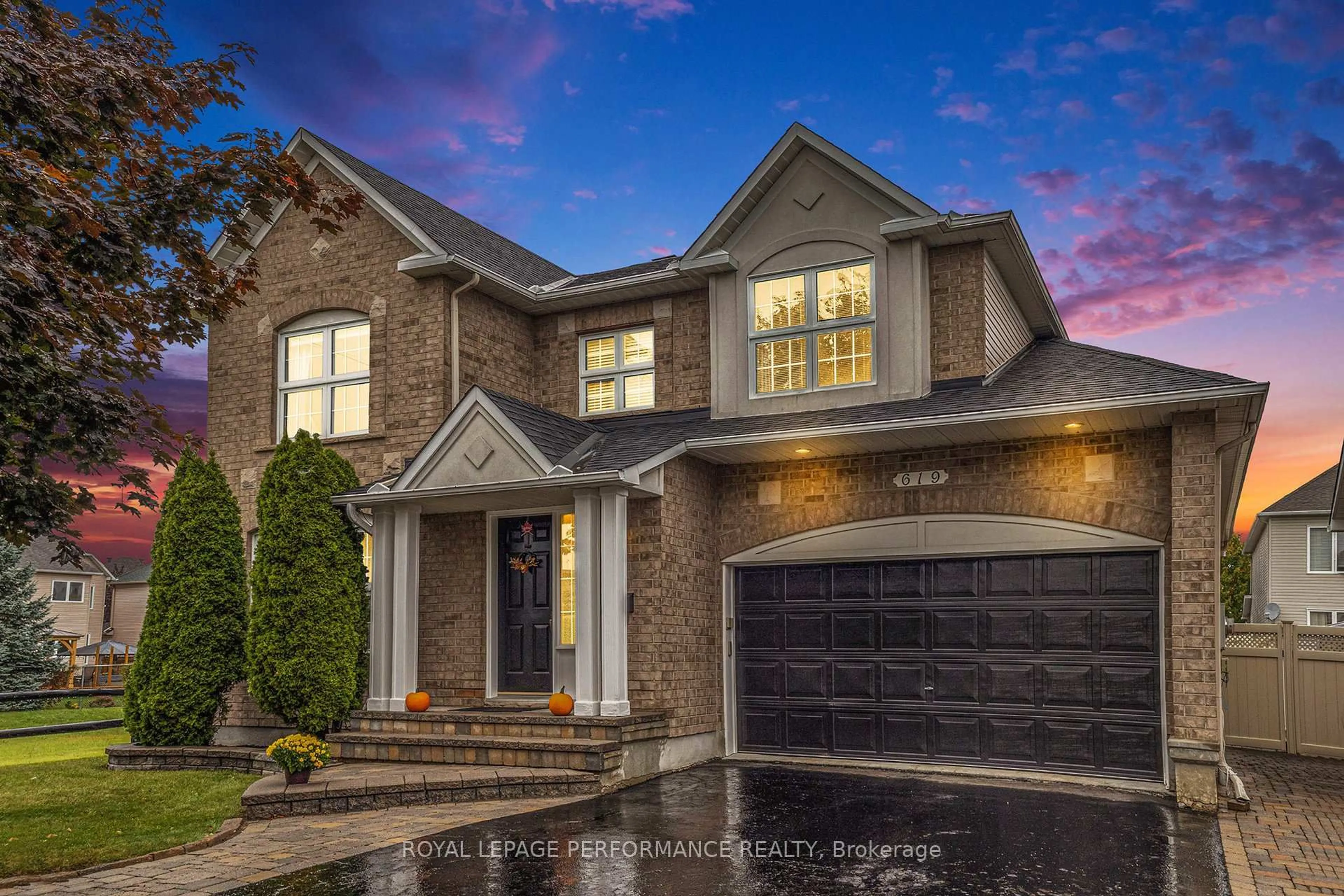 Home with brick exterior material, street for 619 Chardonnay Dr, Ottawa Ontario K4A 4K7
