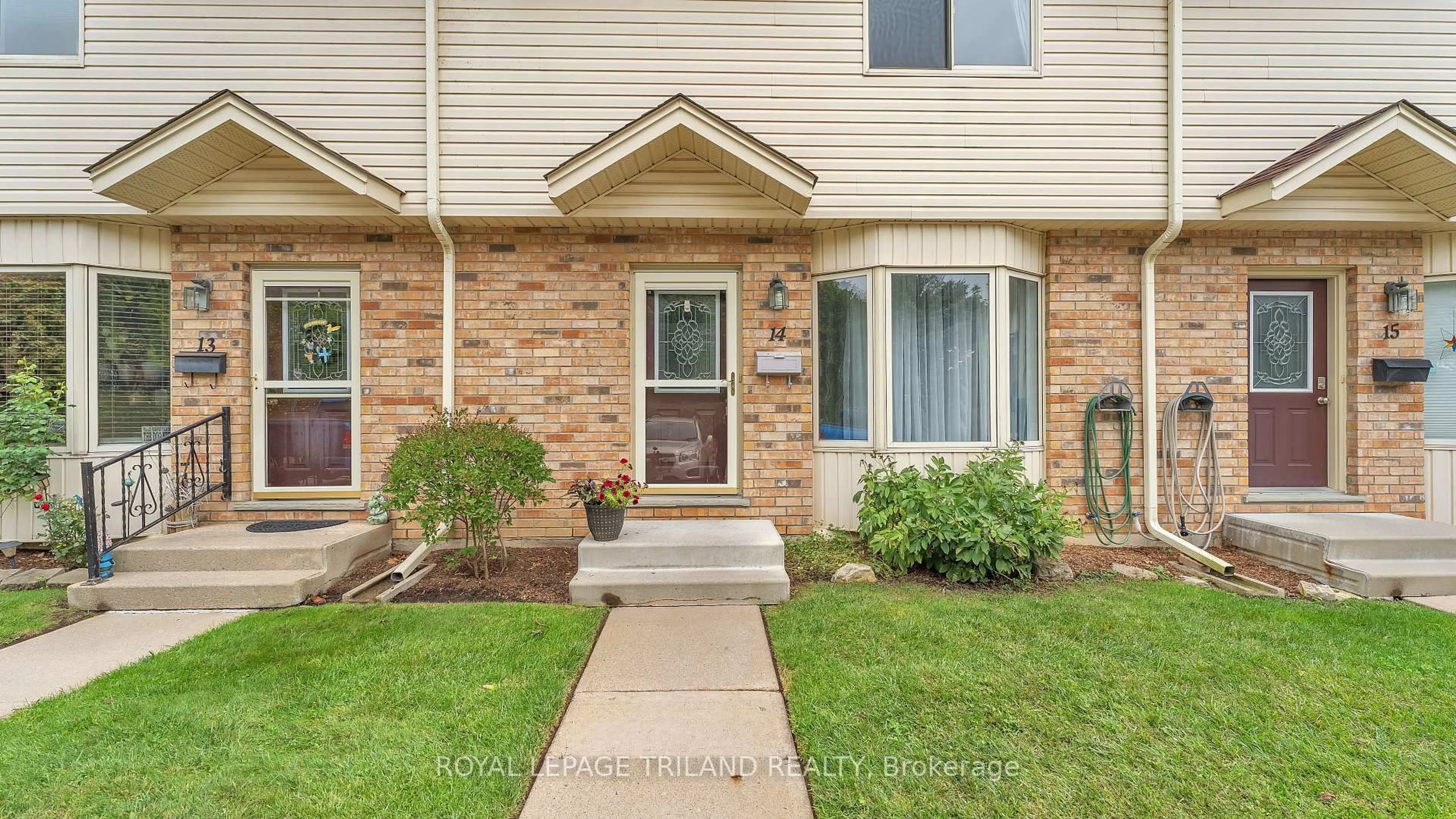 Unknown for 40 Burslem St #14, London East Ontario N5W 2V7
