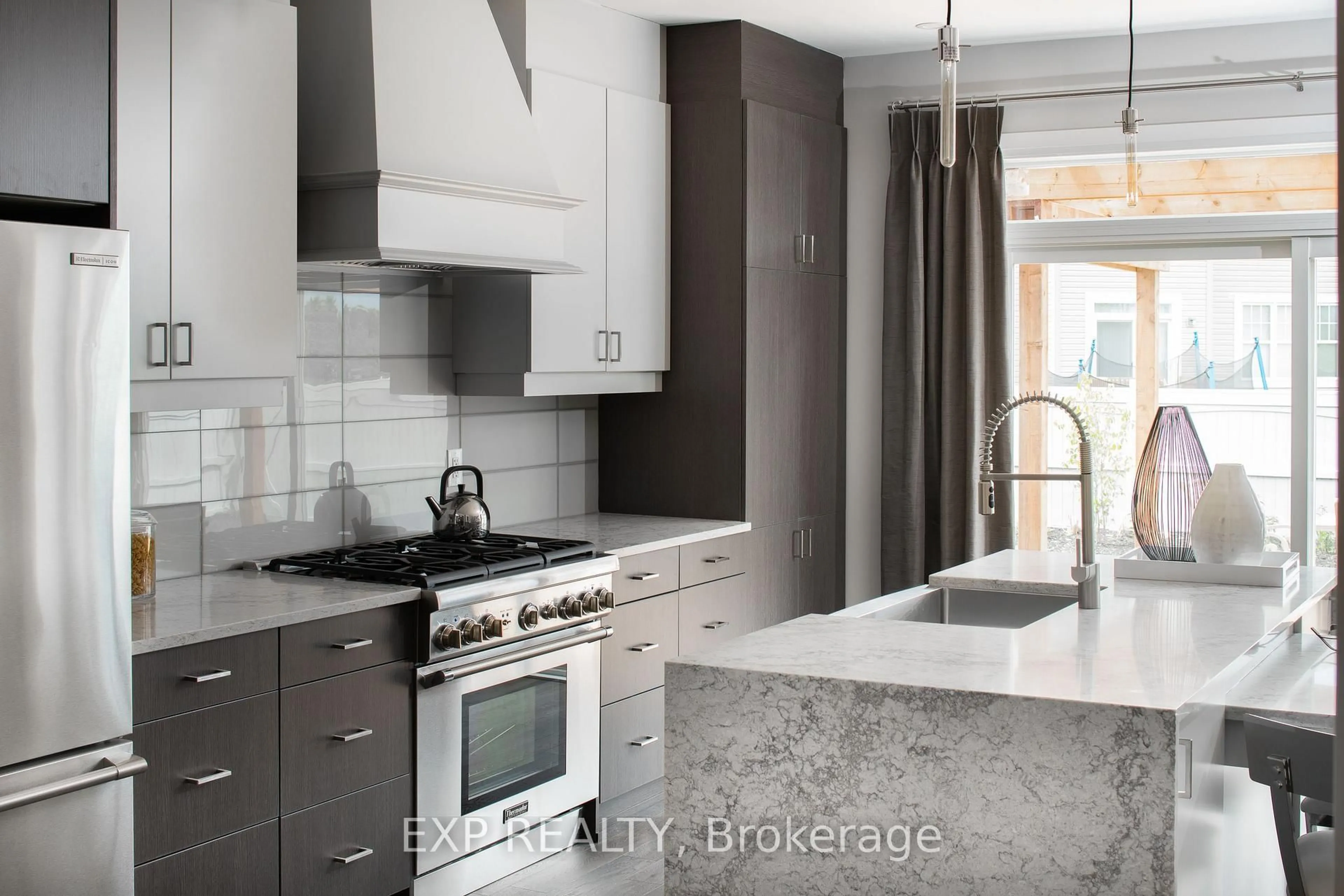 Contemporary kitchen, ceramic/tile floor for 2490 Half Moon Bay Rd, Ottawa Ontario K2J 4H7