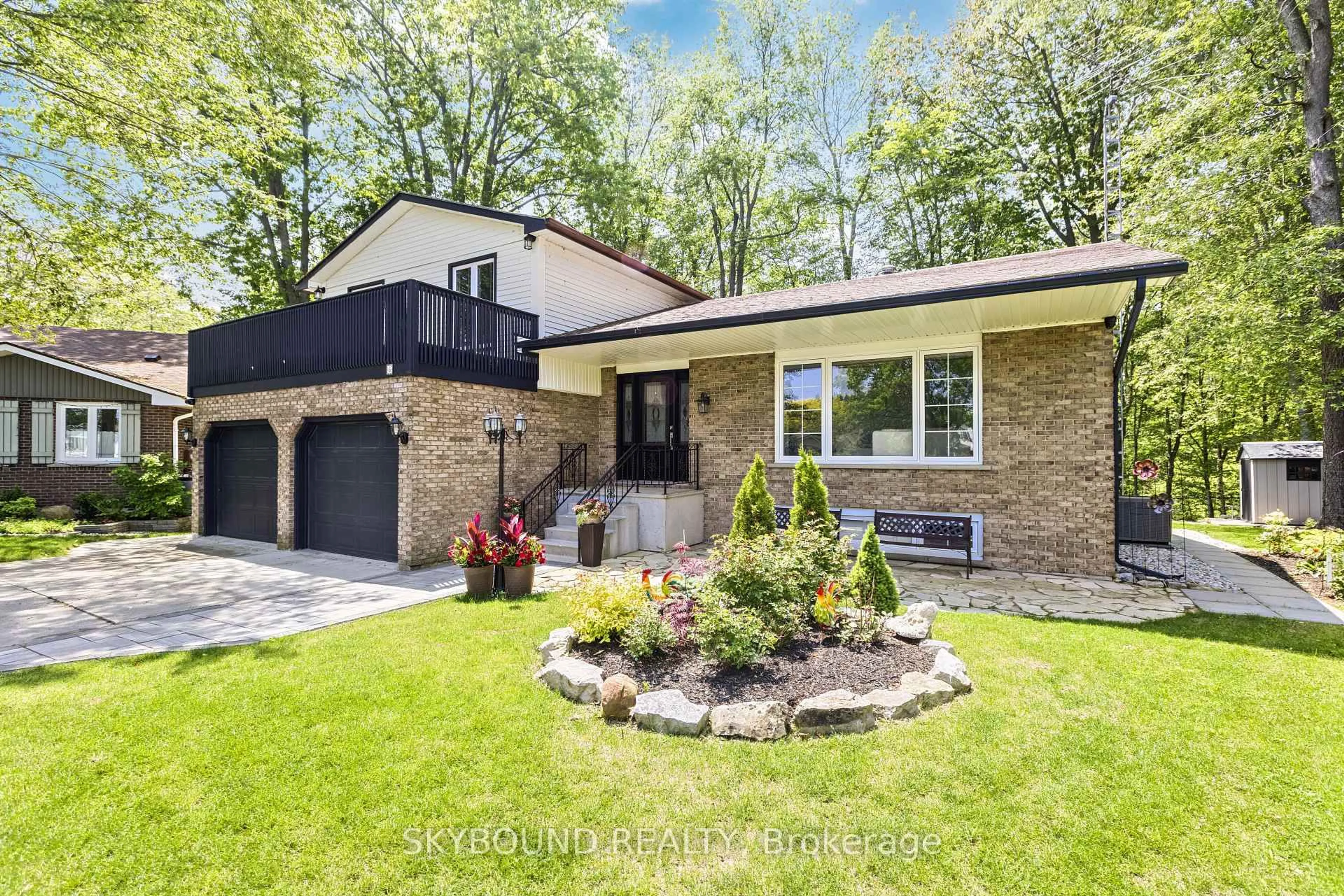 Home with brick exterior material, street for 6 Roselawn Crt, Norfolk Ontario N0A 1N4