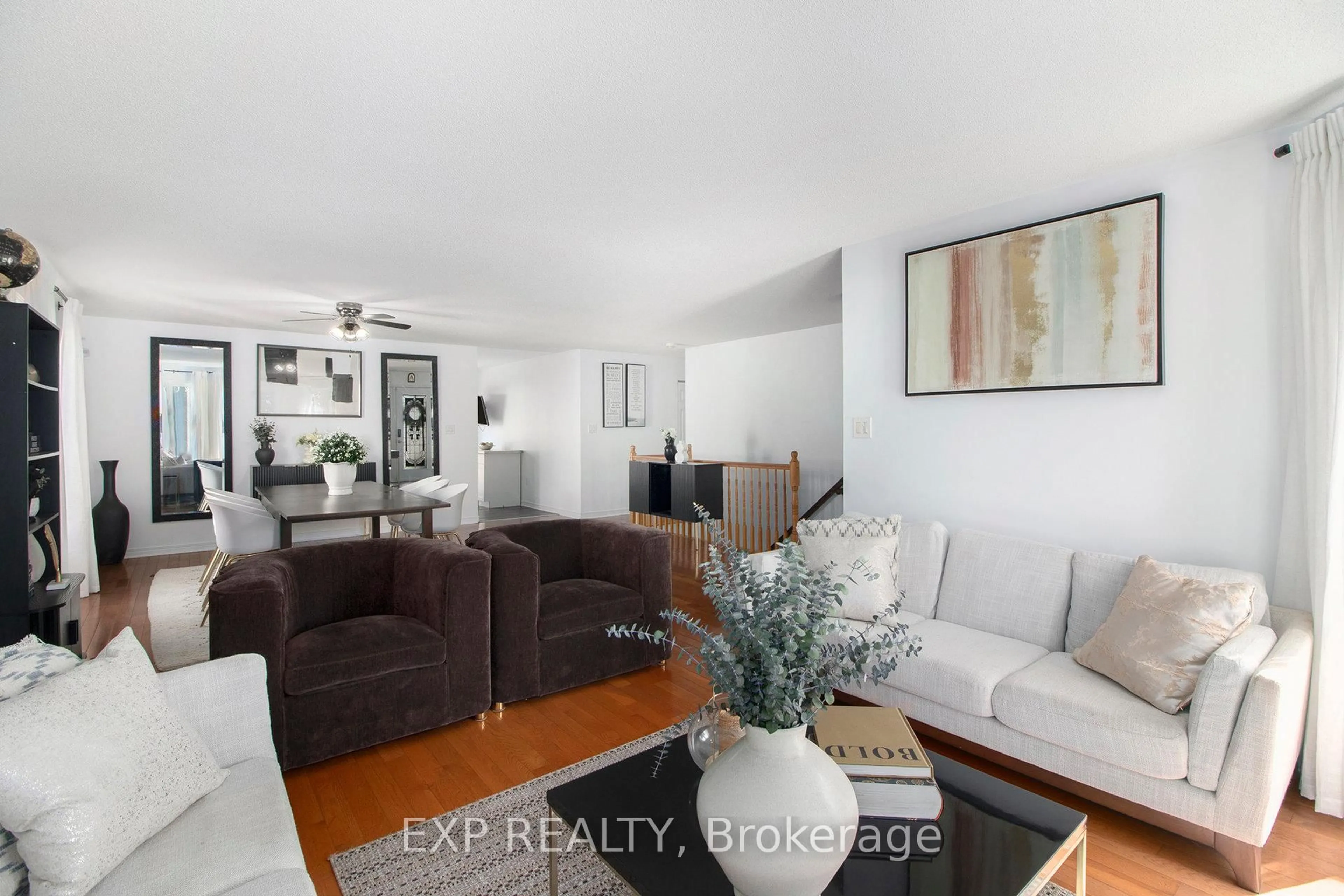 Living room with furniture, unknown for 234 Sandra Cres, Clarence-Rockland Ontario K4K 1R6