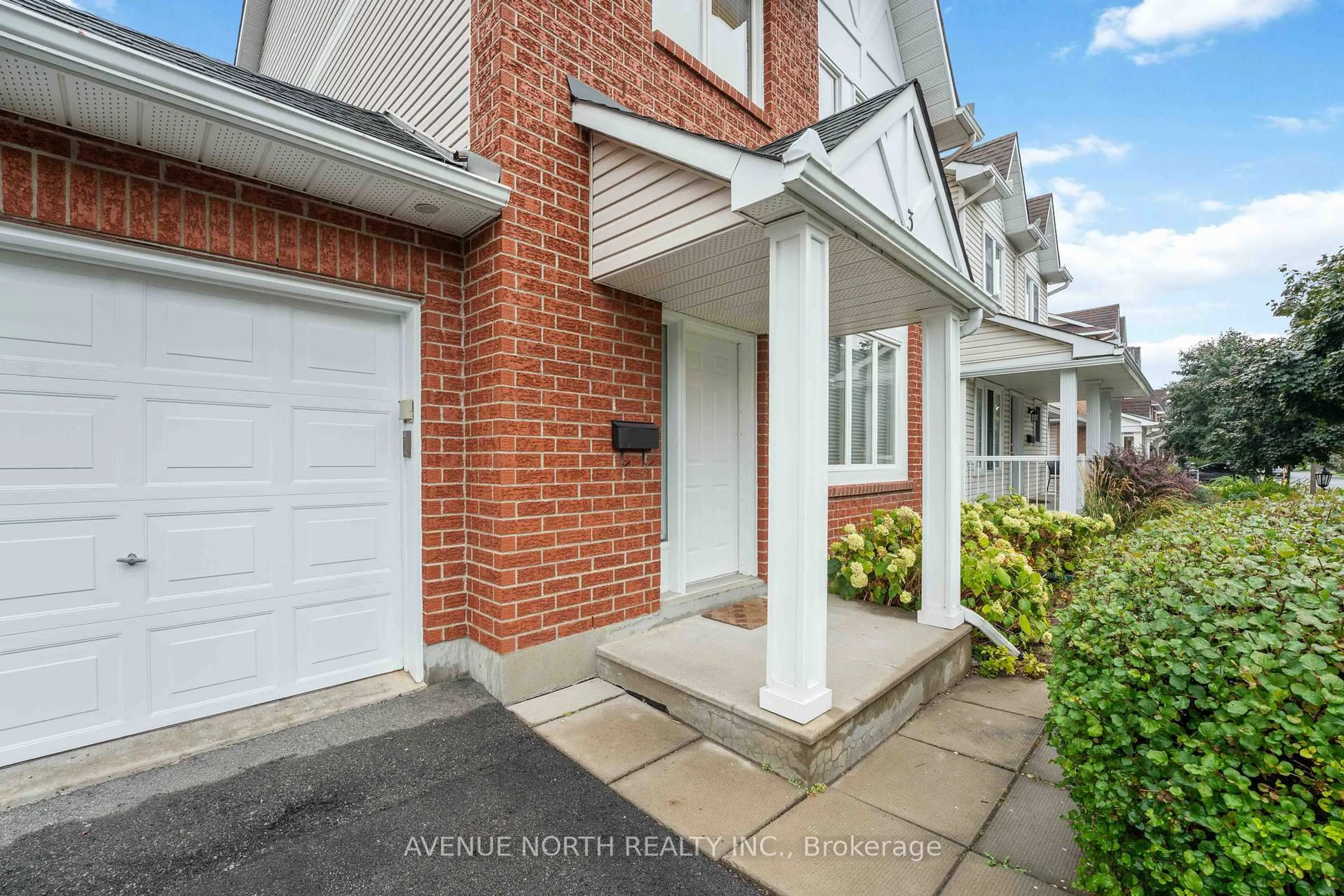 Unknown for 3 Windhurst Dr, Ottawa Ontario K2G 6G7