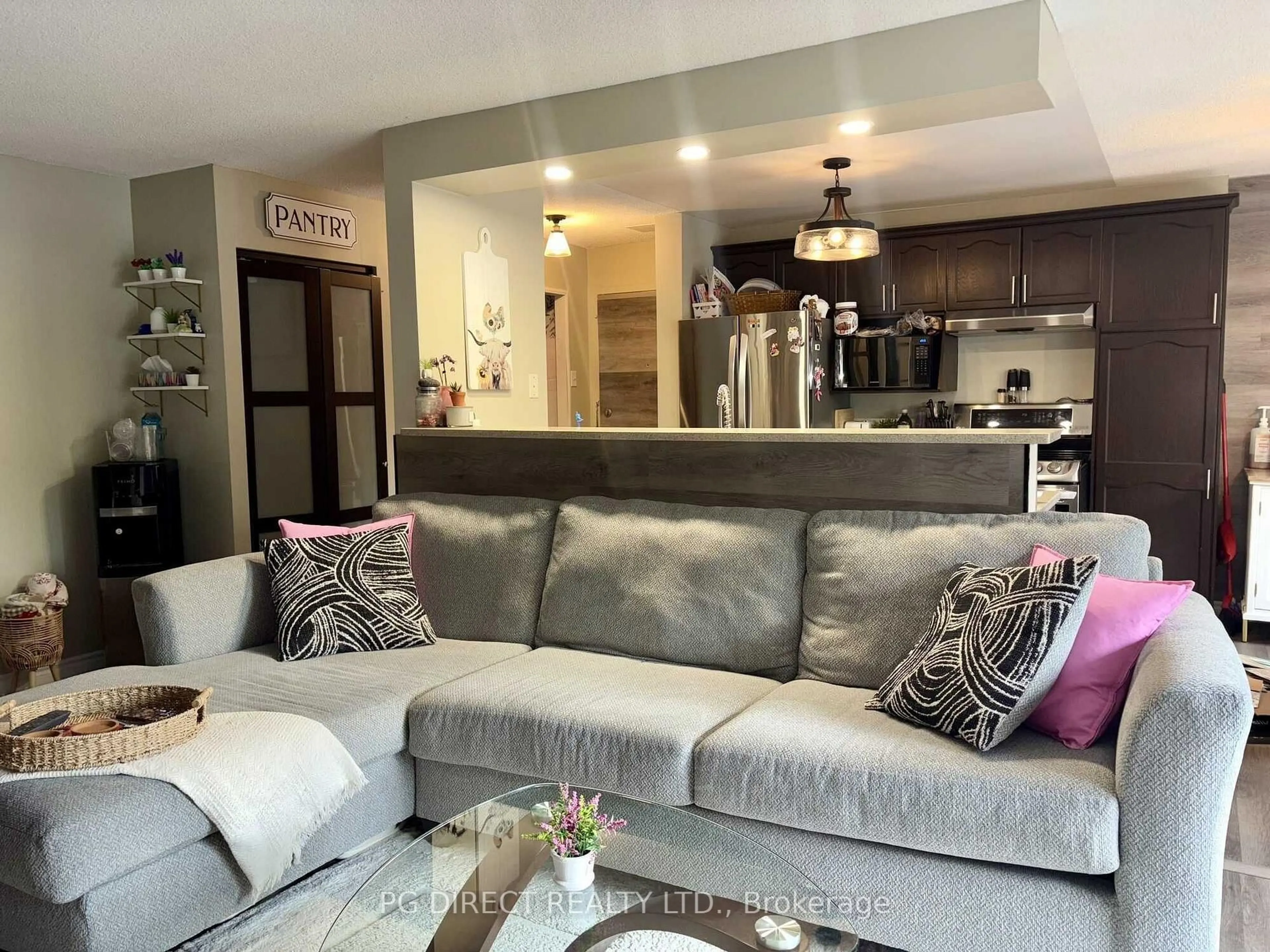 Living room with furniture, unknown for 616 Grey St #15, Brantford Ontario N3S 4T3