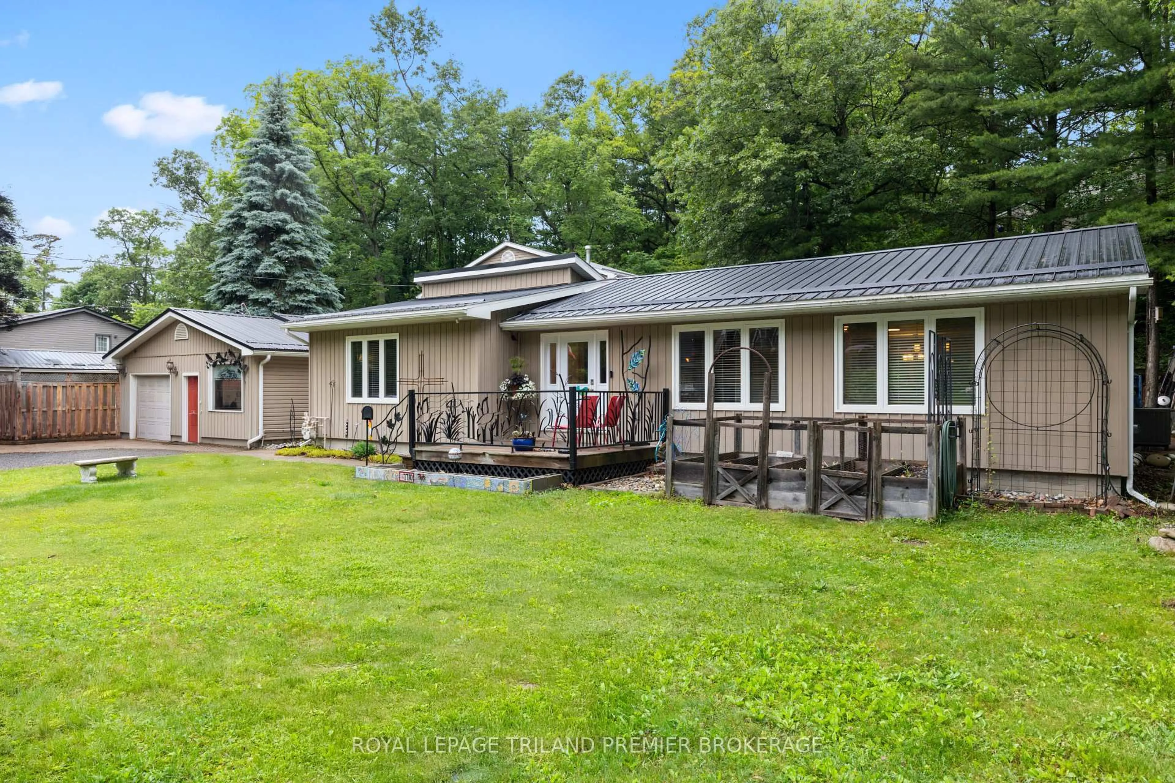 Unknown for 7710 Clayton St, Lambton Shores Ontario N0M 2L0