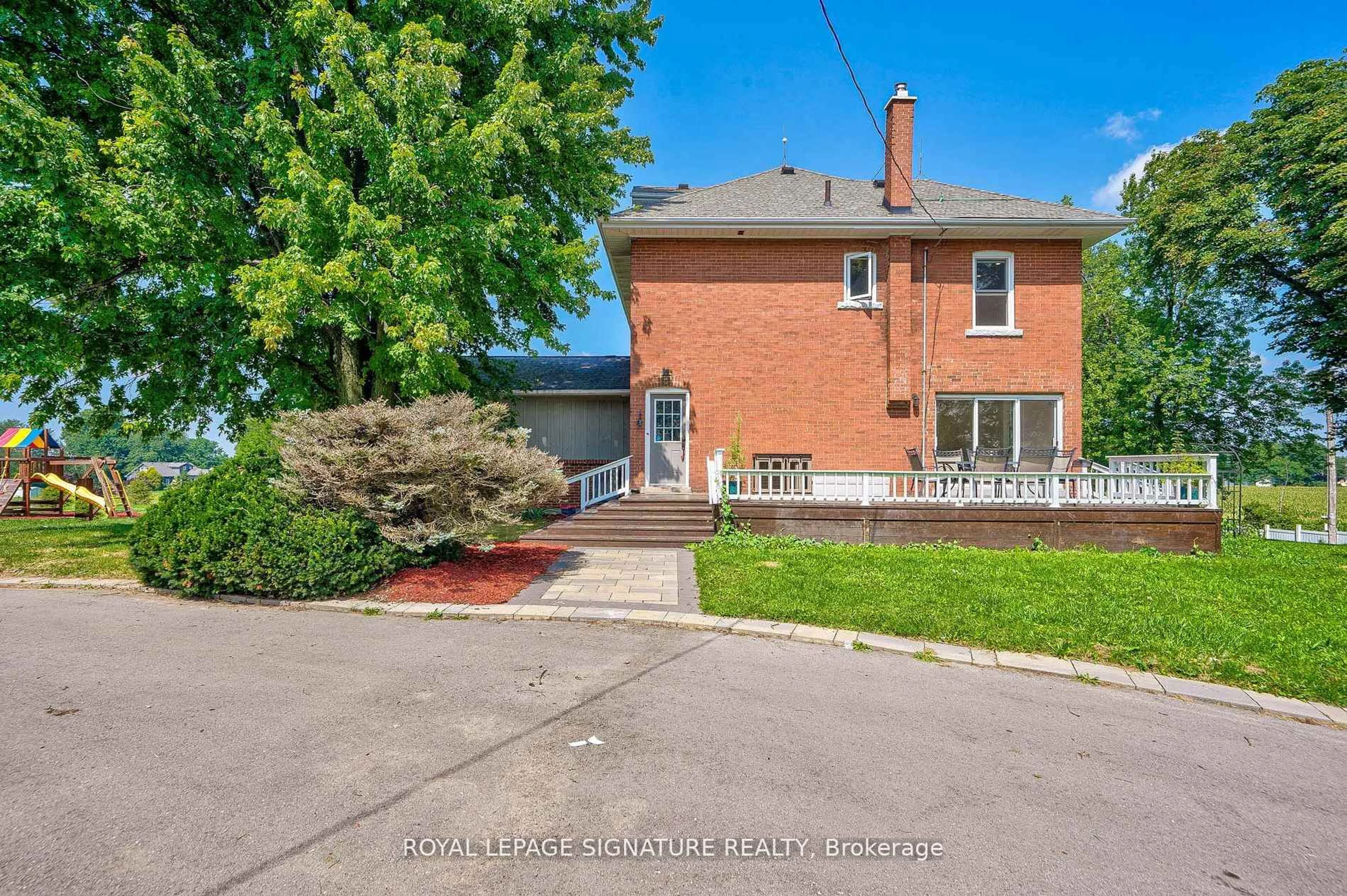 Home with brick exterior material, street for 424 8th Concession Rd, Hamilton Ontario L0P 1B0