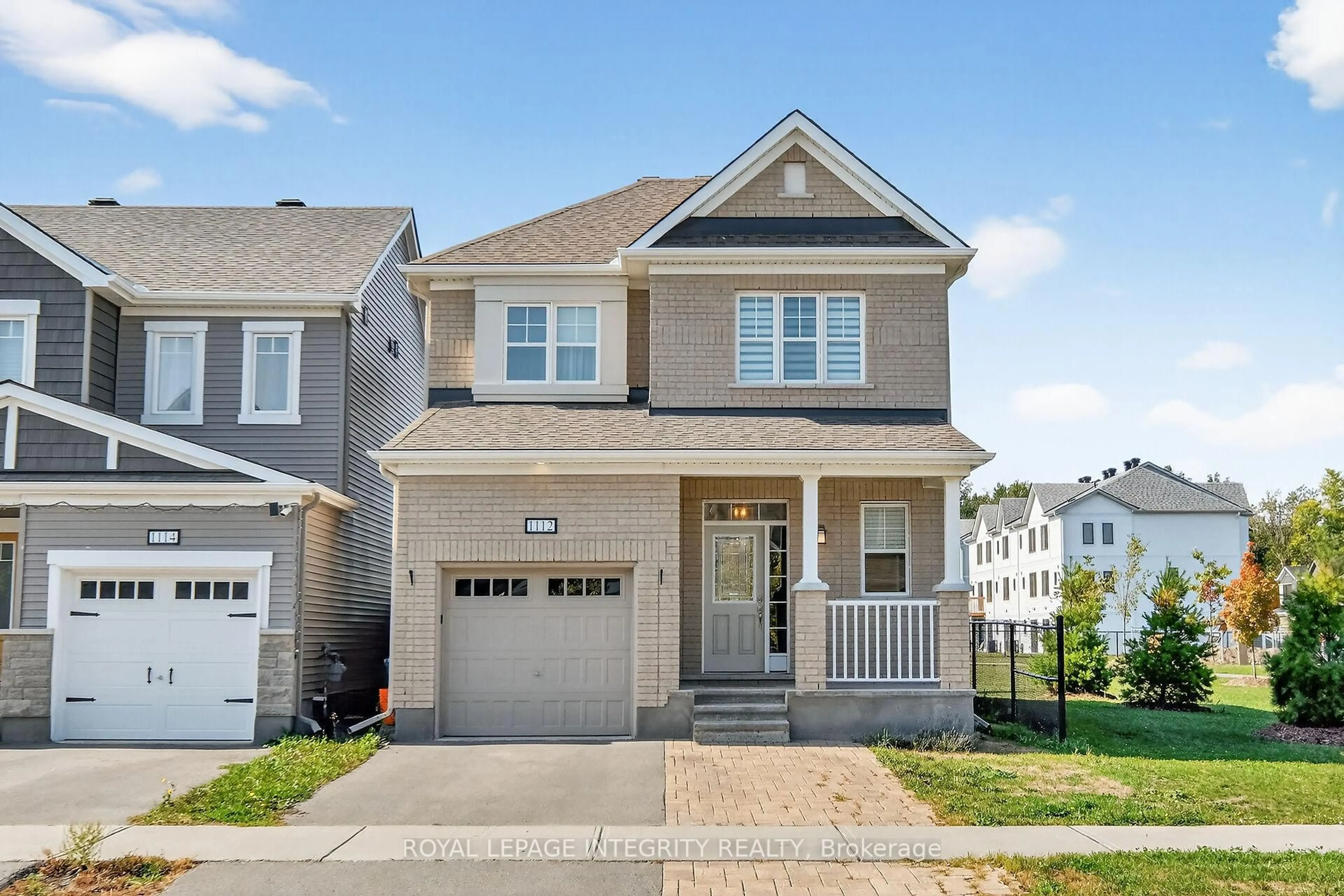 Home with vinyl exterior material, street for 1112 Apolune St, Ottawa Ontario K2J 6N8