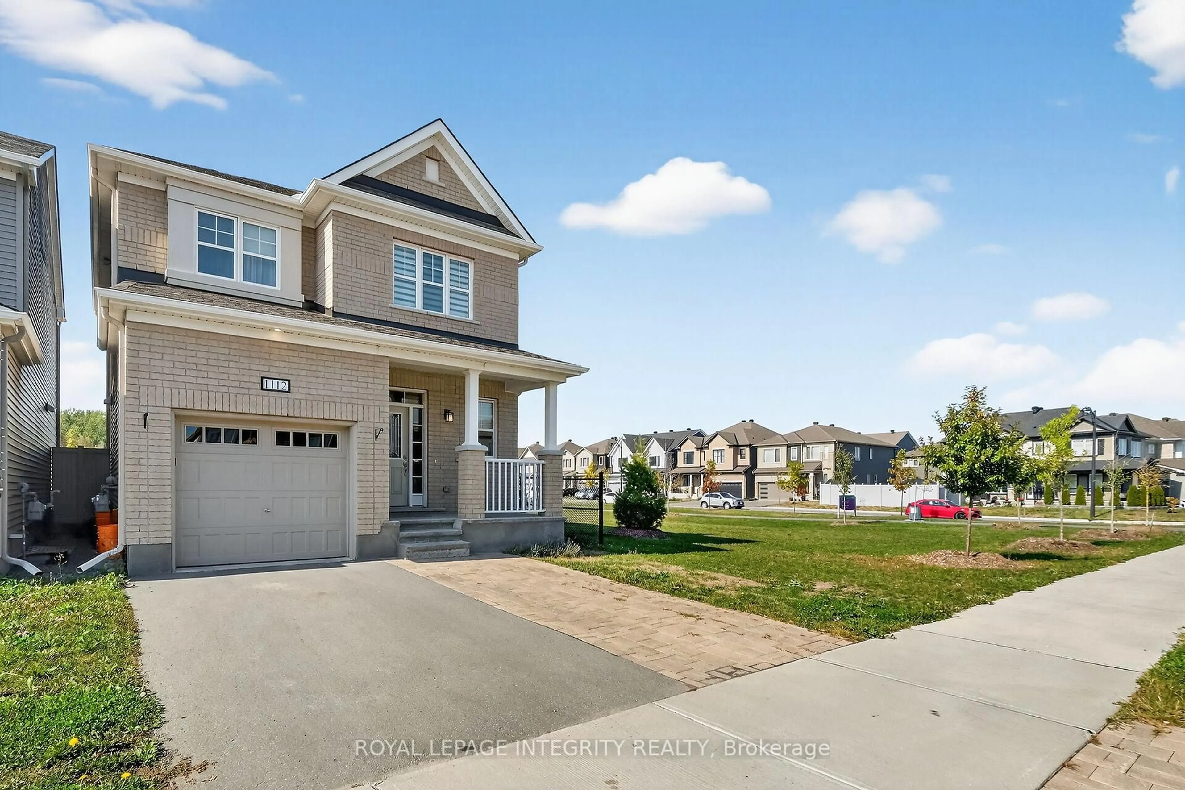 A pic from outside/outdoor area/front of a property/back of a property/a pic from drone, street for 1112 Apolune St, Ottawa Ontario K2J 6N8