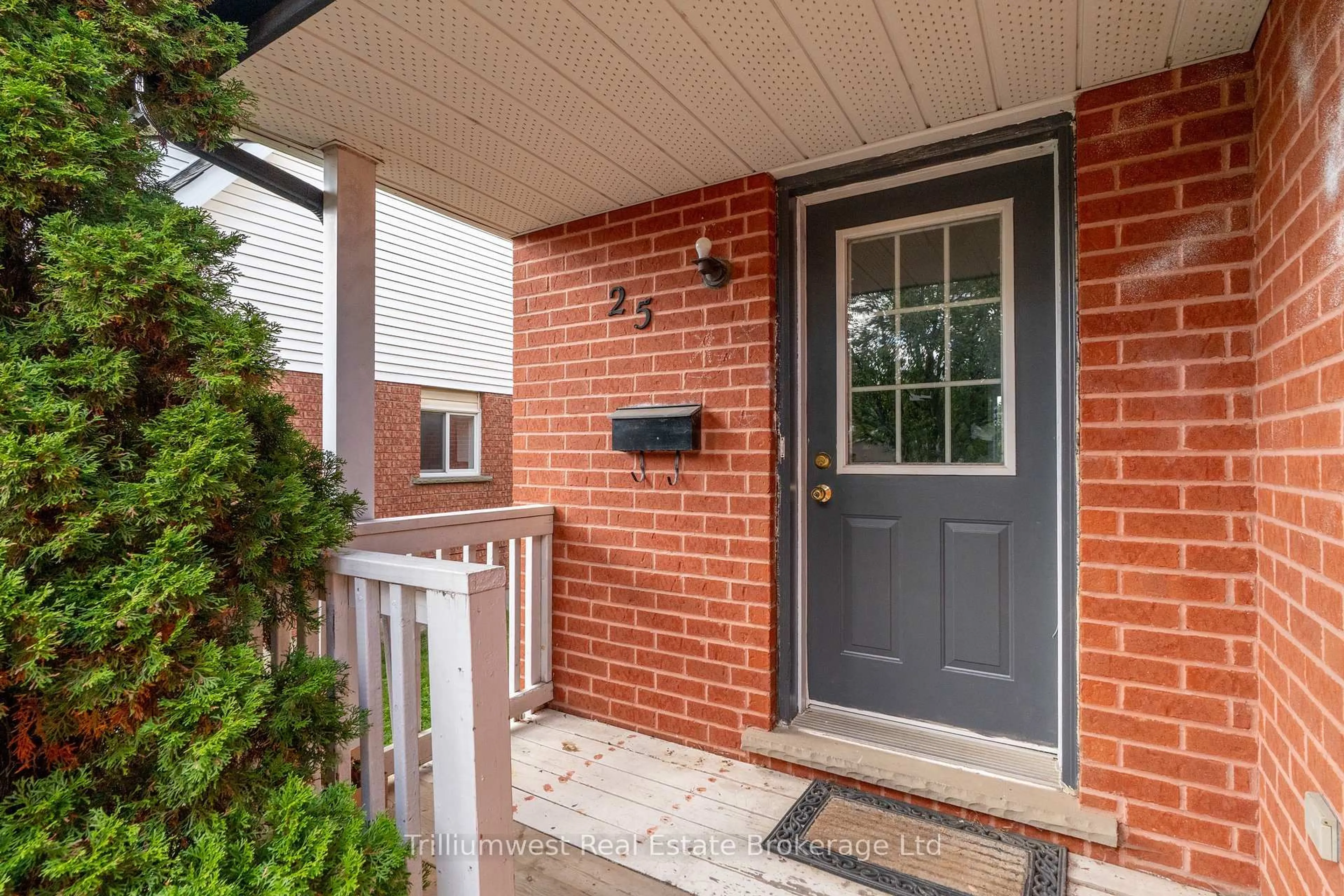 Home with brick exterior material, street for 25 Sidney Cres, Guelph Ontario N1G 4V1