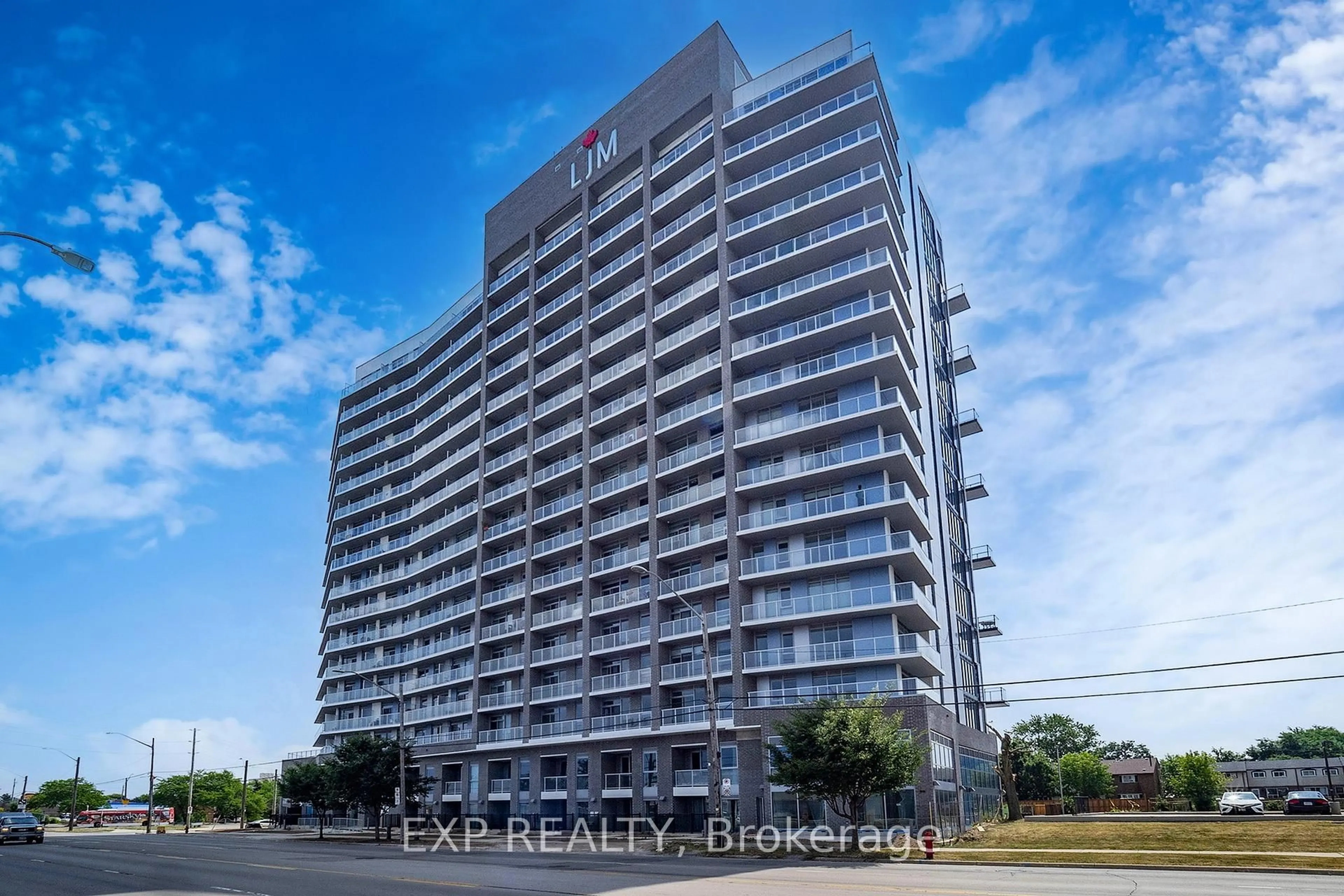 A pic from outside/outdoor area/front of a property/back of a property/a pic from drone, building for 2782 Barton St #919, Hamilton Ontario L8E 2J8