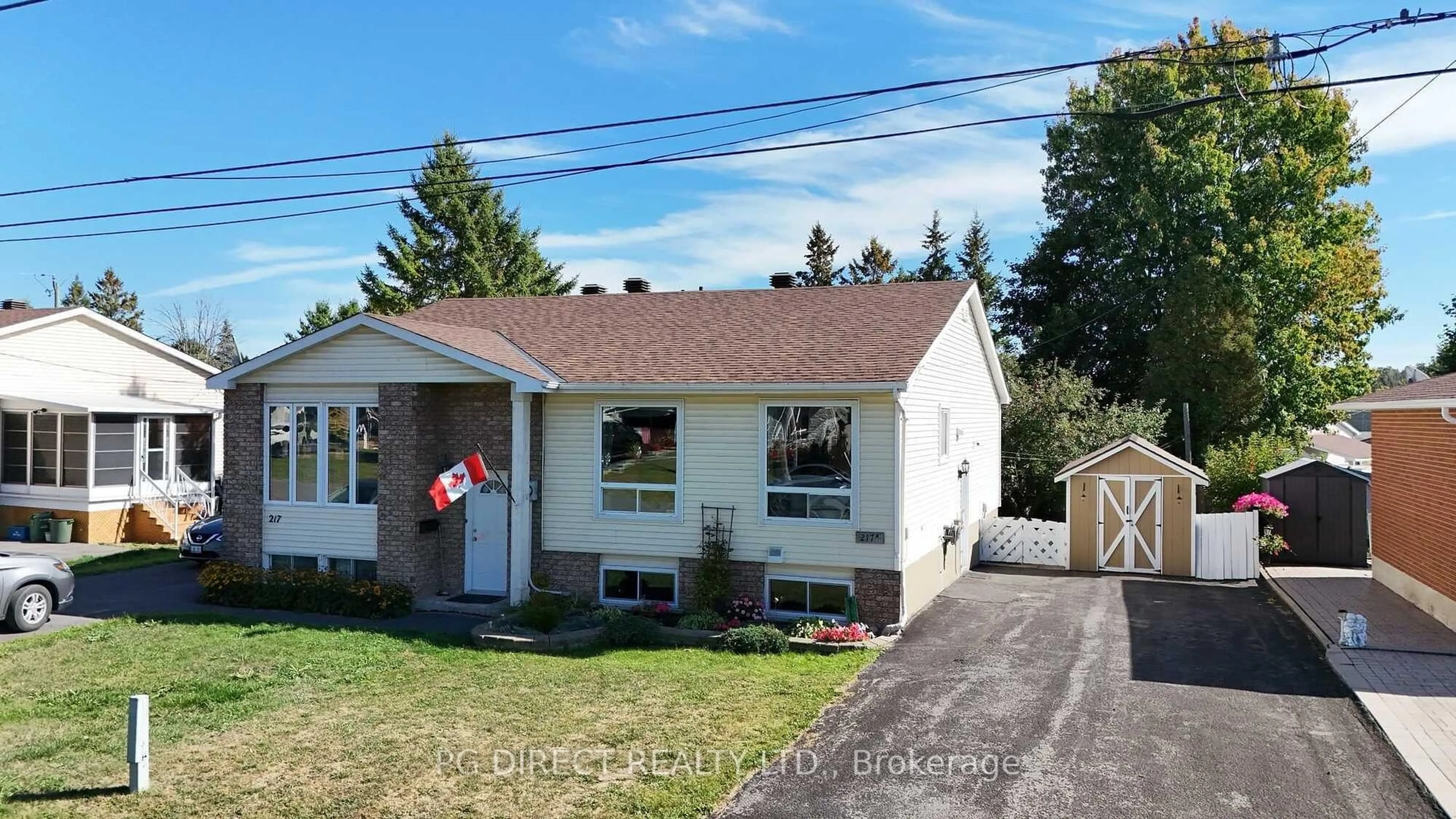 Home with vinyl exterior material, street for 217A Mckenzie St, Cornwall Ontario K6K 1L2