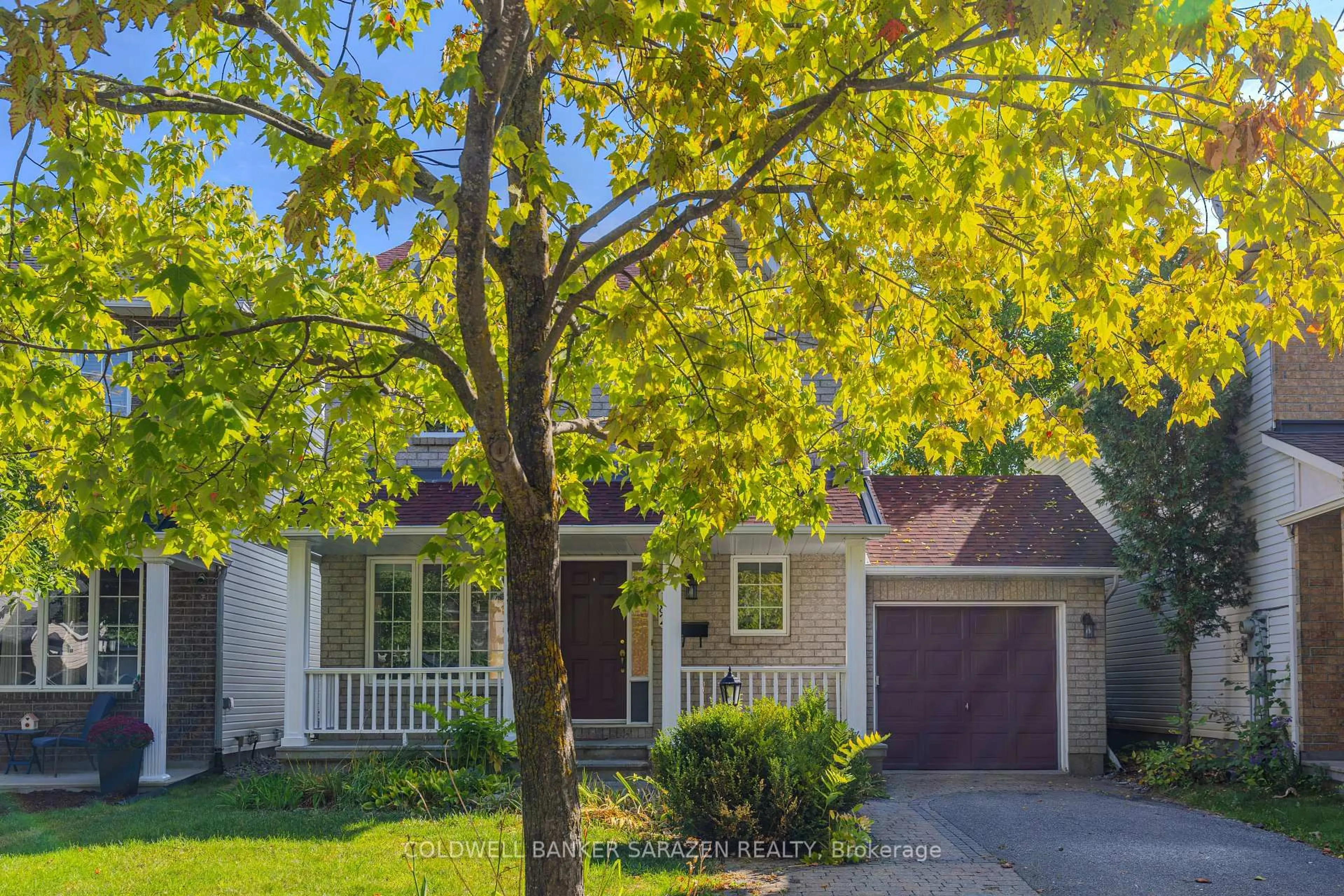 Home with vinyl exterior material, street for 182 Windhurst Dr, Ottawa Ontario K2G 6J4