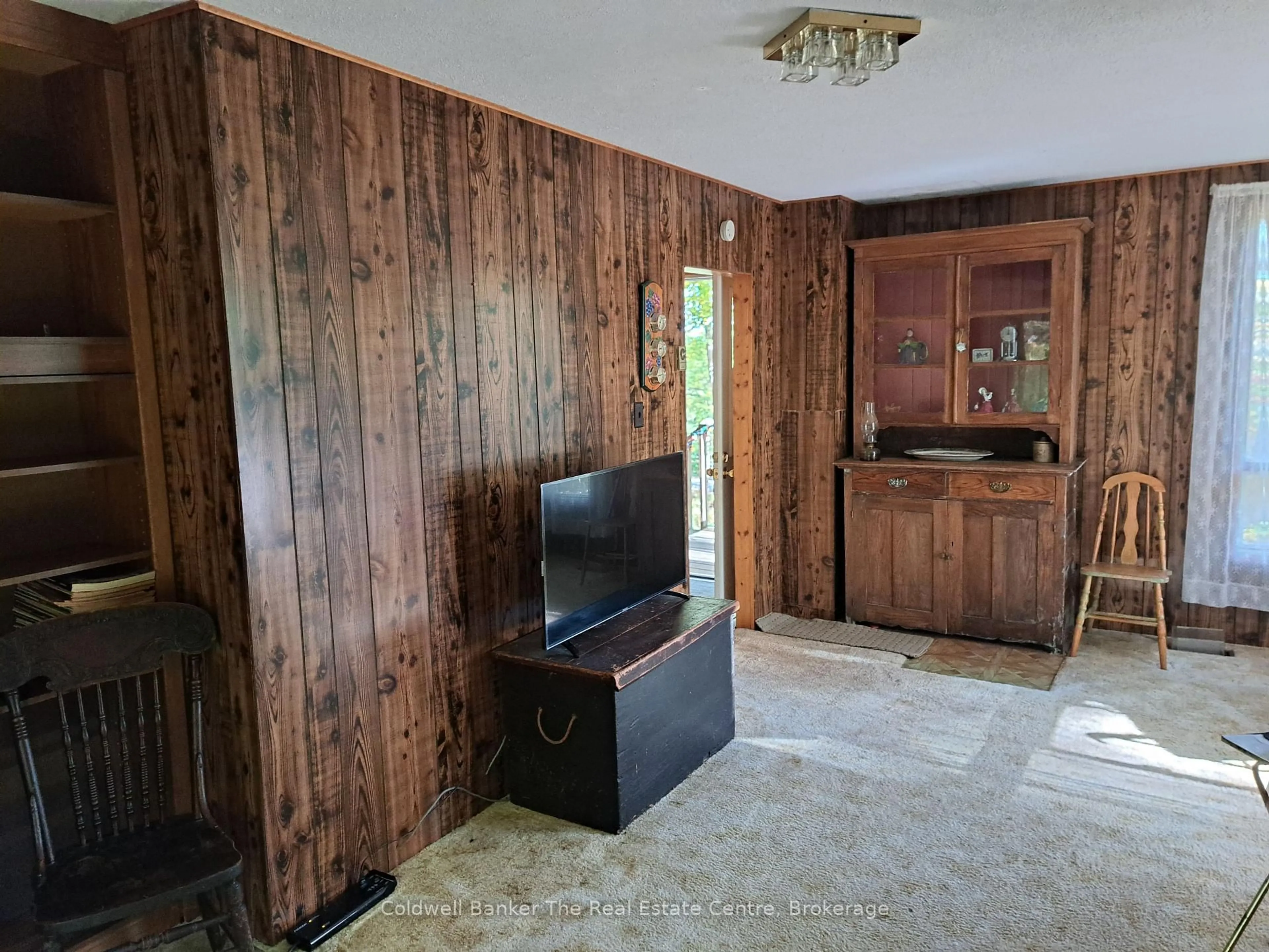 A pic of a room for 1094 Marina Rd, Muskoka Lakes Ontario P1P 1R2