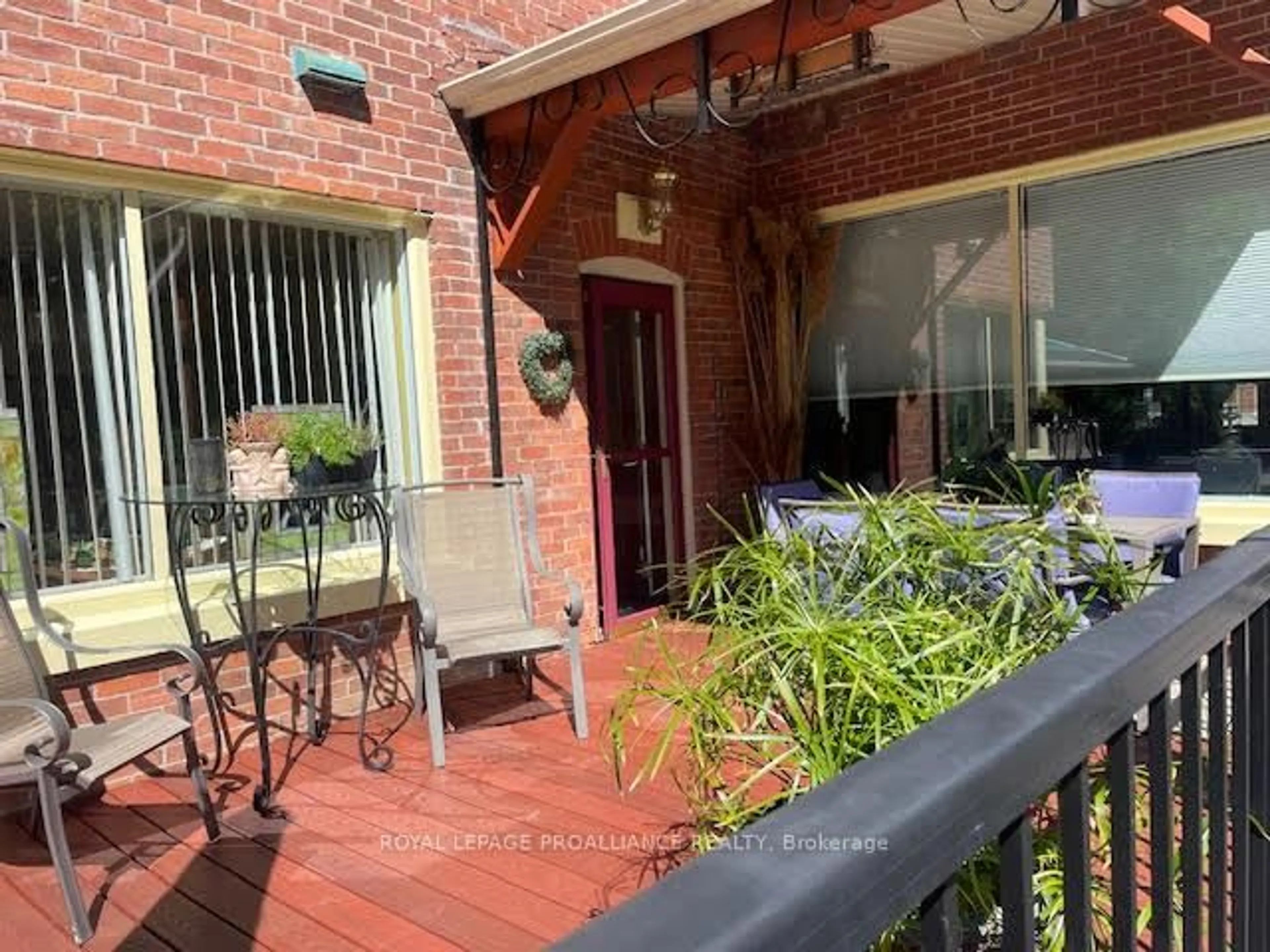 Patio, street for 7 Forsyth St, Limoges Ontario K0K 2M0