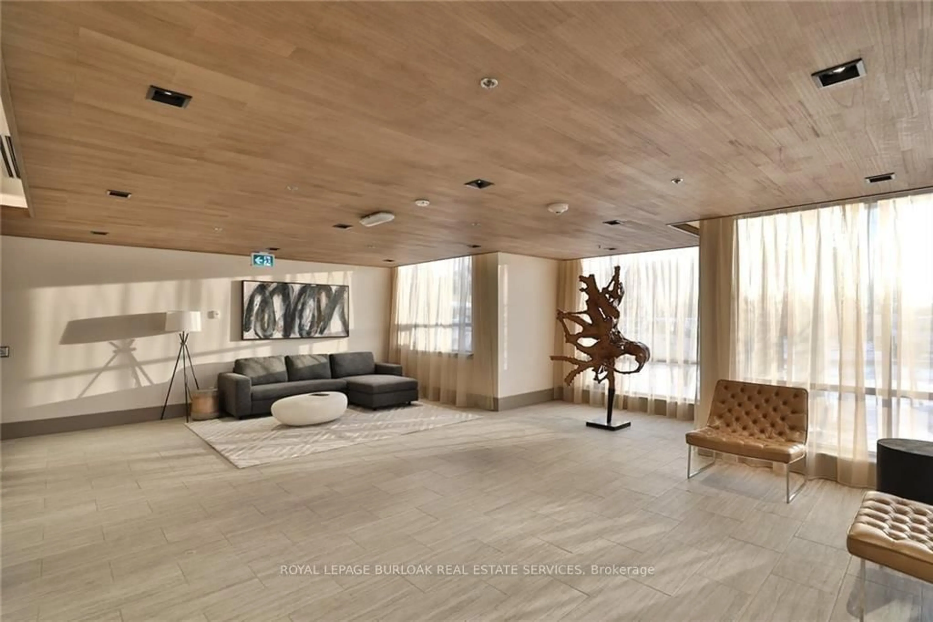 Lobby for 40 Esplanade Lane #507, Grimsby Ontario L3M 0G9