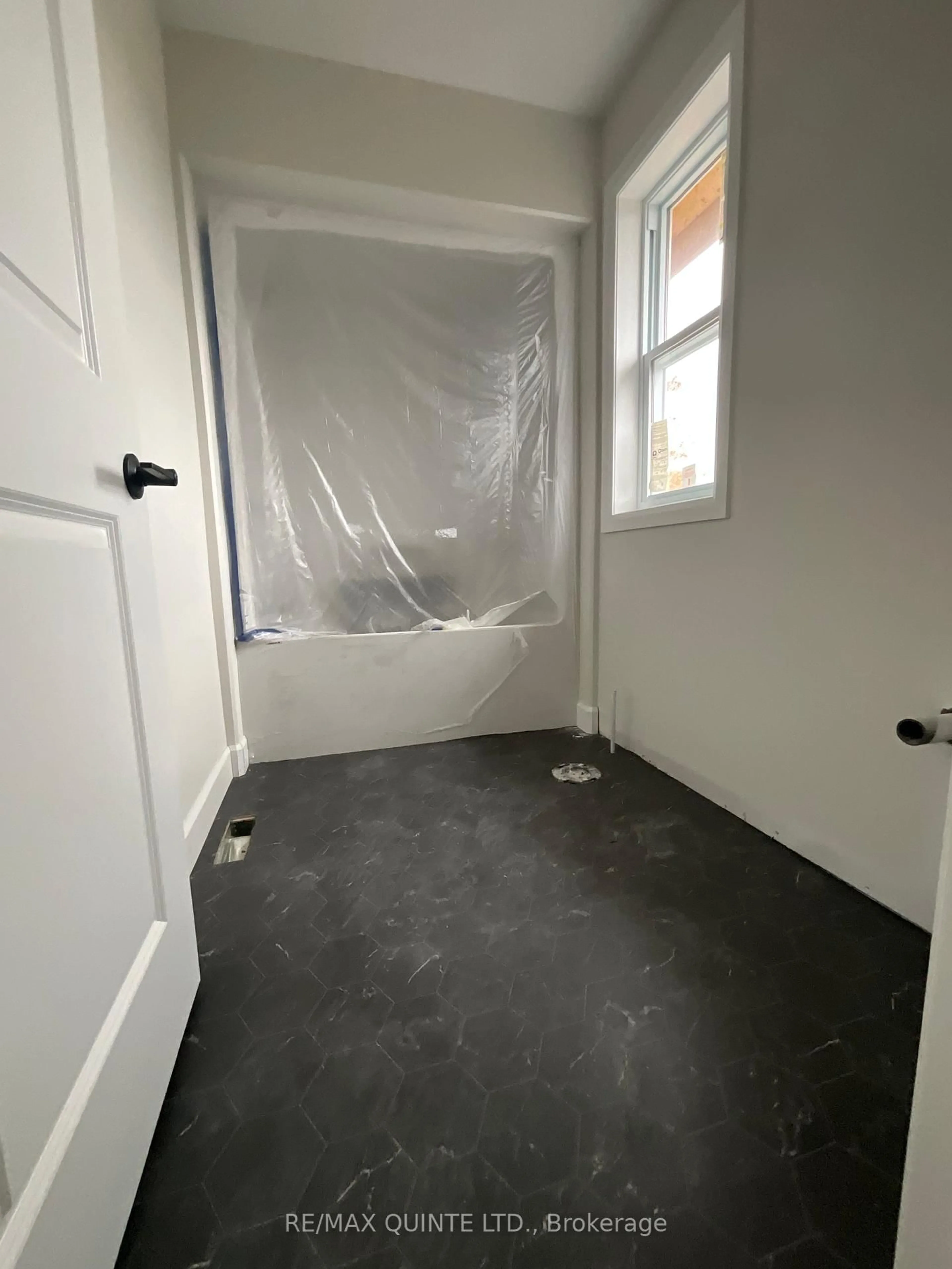 A pic of a room for 93 Raycroft Dr, Belleville Ontario K8N 0R5