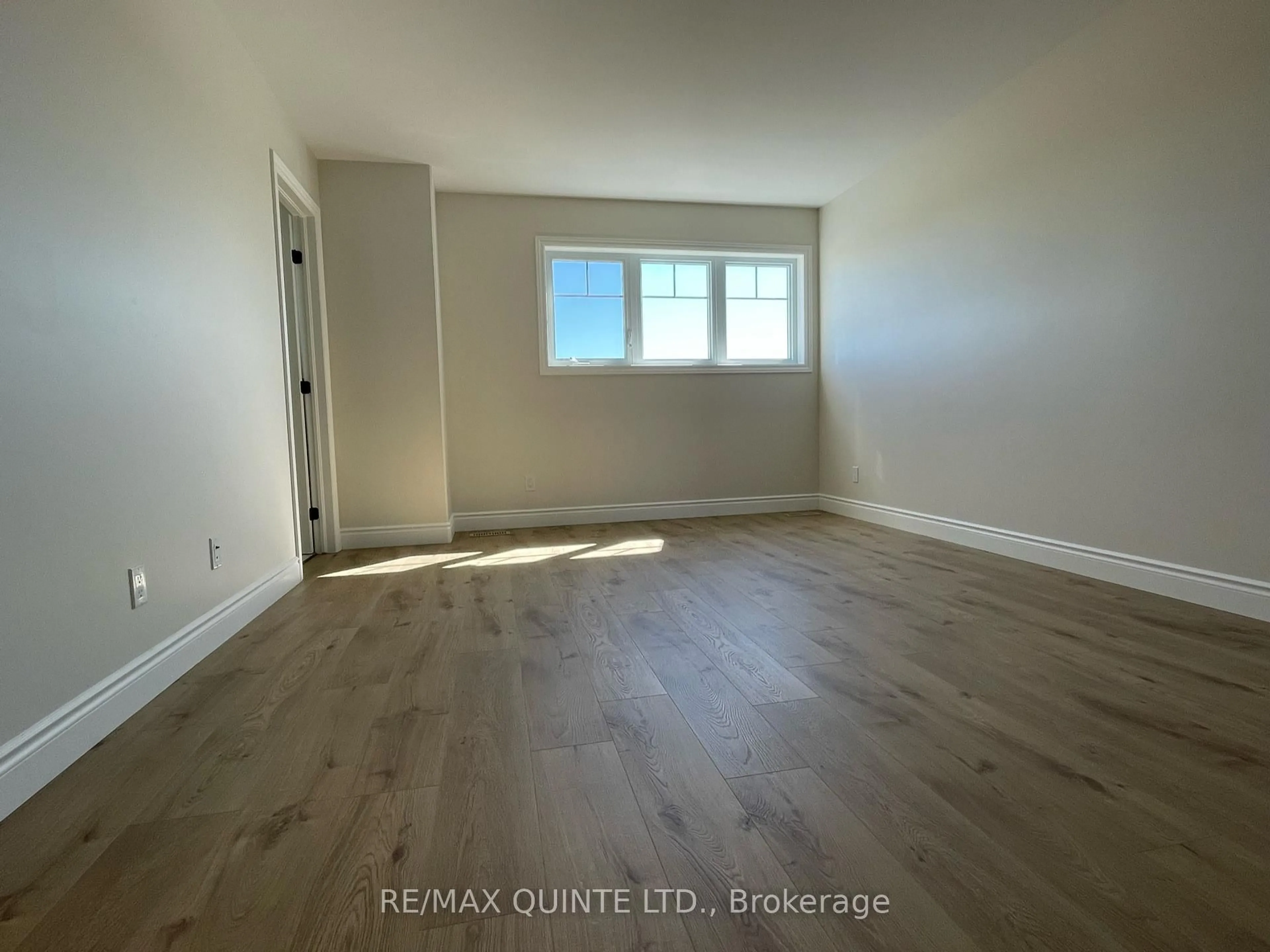 A pic of a room for 83 Raycroft Dr, Belleville Ontario K8N 0R5