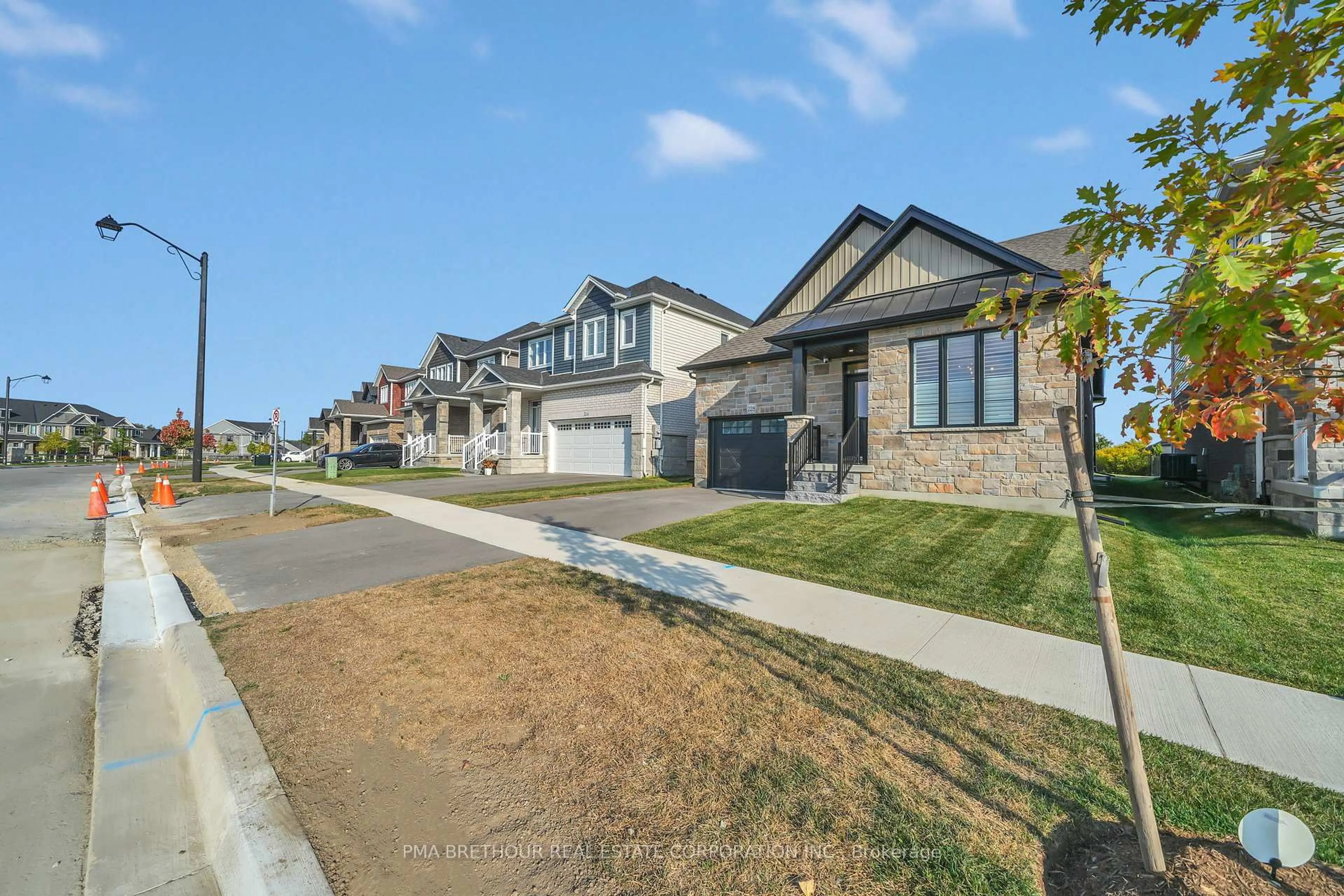 Unknown for 228 Haylock Ave, Centre Wellington Ontario N0B 1S0