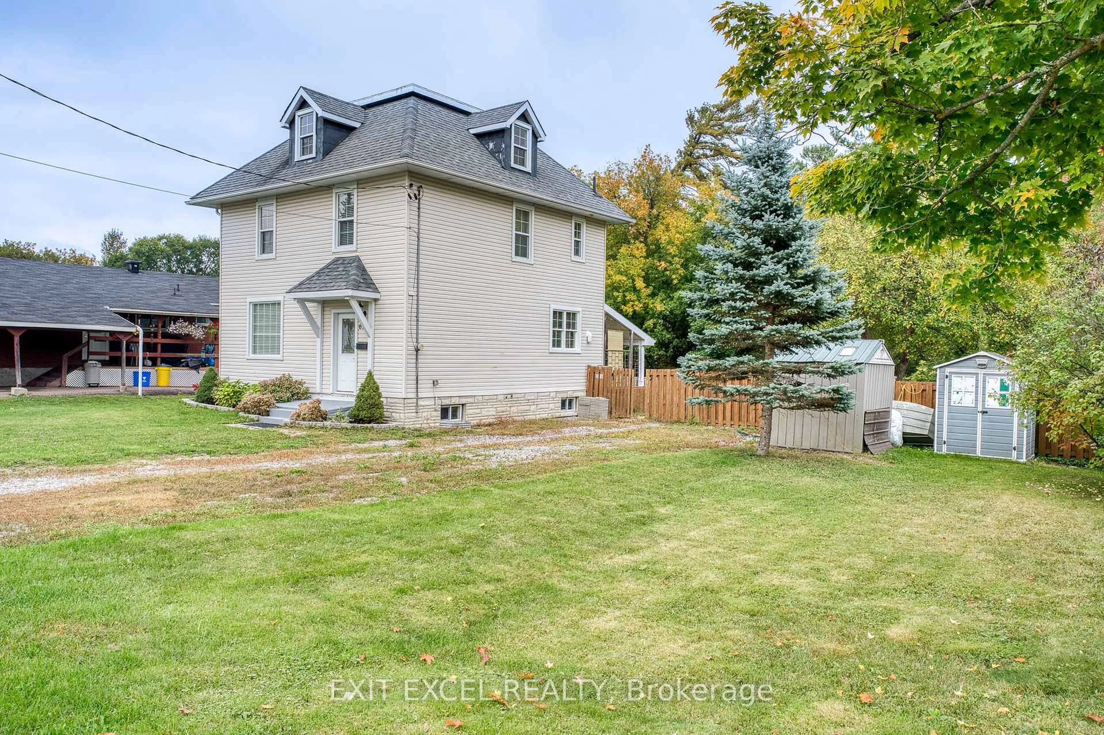 Unknown for 615 Moffat St, Pembroke Ontario K8A 3Y2